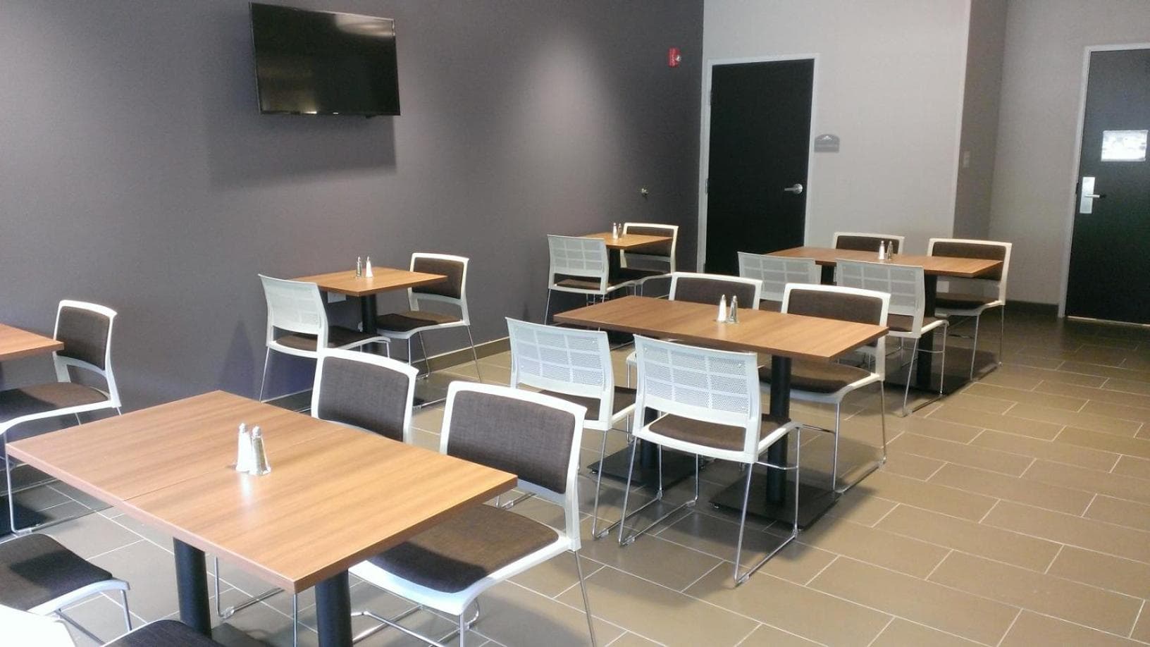 Microtel Inn & Suites by Wyndham Binghamton gallery photo in Binghamton, NY — image 38