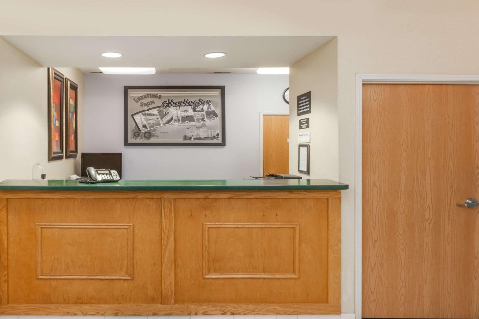Super 8 by Wyndham Huntington property views in Huntington, IN — gallery photo 3
