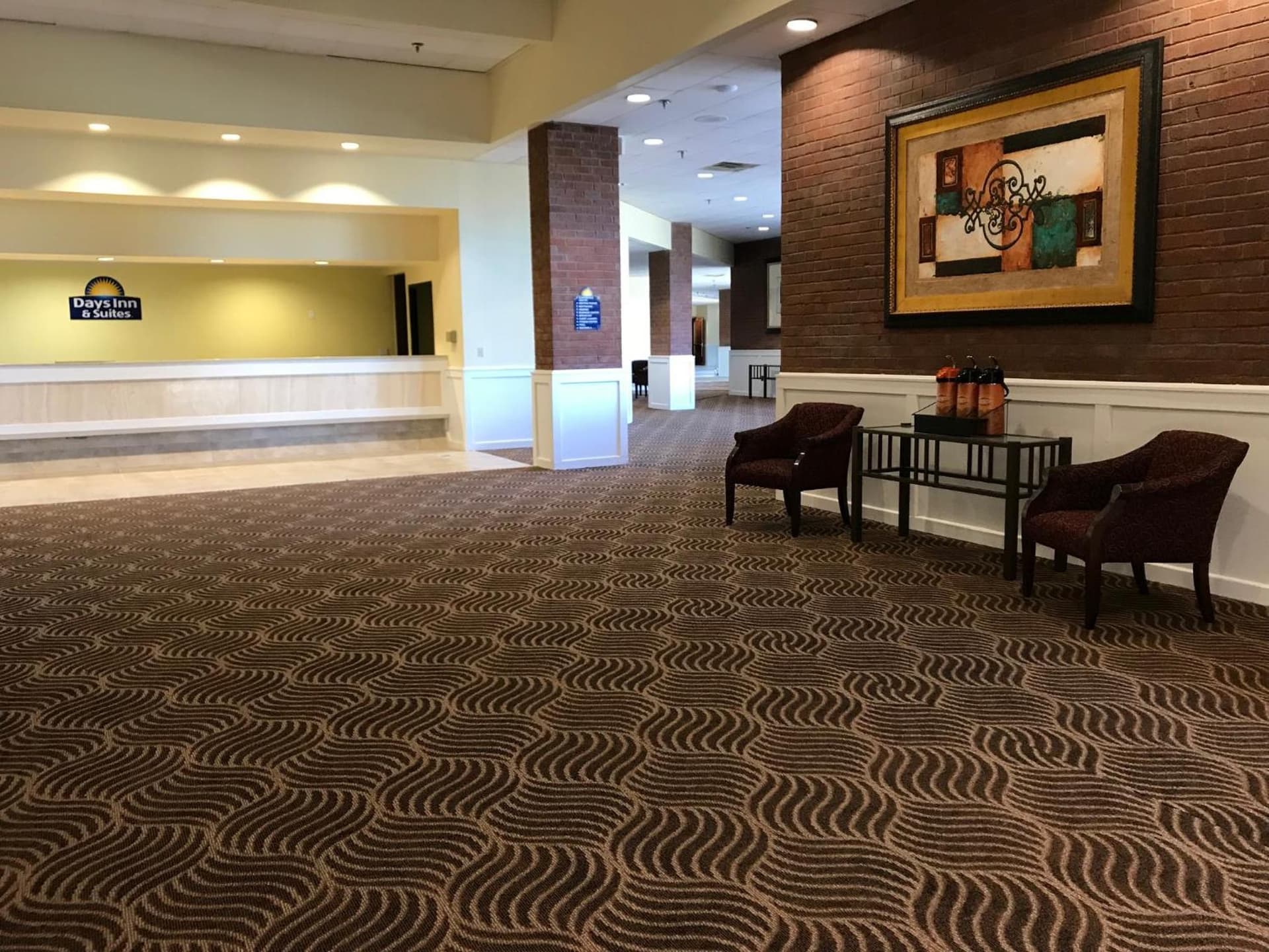 Days Inn & Suites by Wyndham Tallahassee Conf Center I-10 gallery photo in Tallahassee, FL — image 32