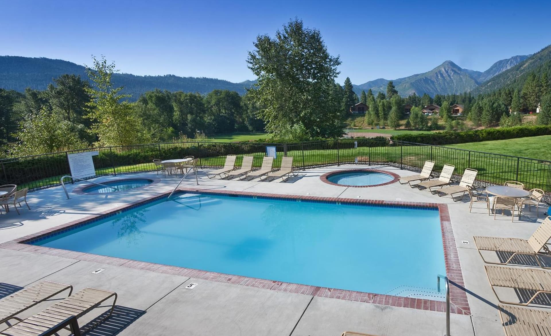 WorldMark Leavenworth interior in Leavenworth, WA — gallery photo 2