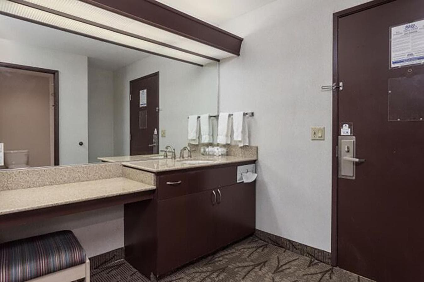 Shilo Inn Suites - Idaho Falls gallery photo in Idaho Falls, ID — image 7
