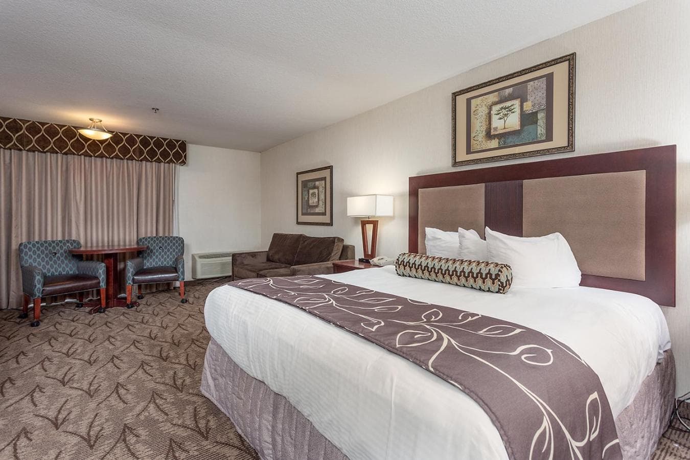 Shilo Inn Suites - Idaho Falls gallery photo in Idaho Falls, ID — image 9