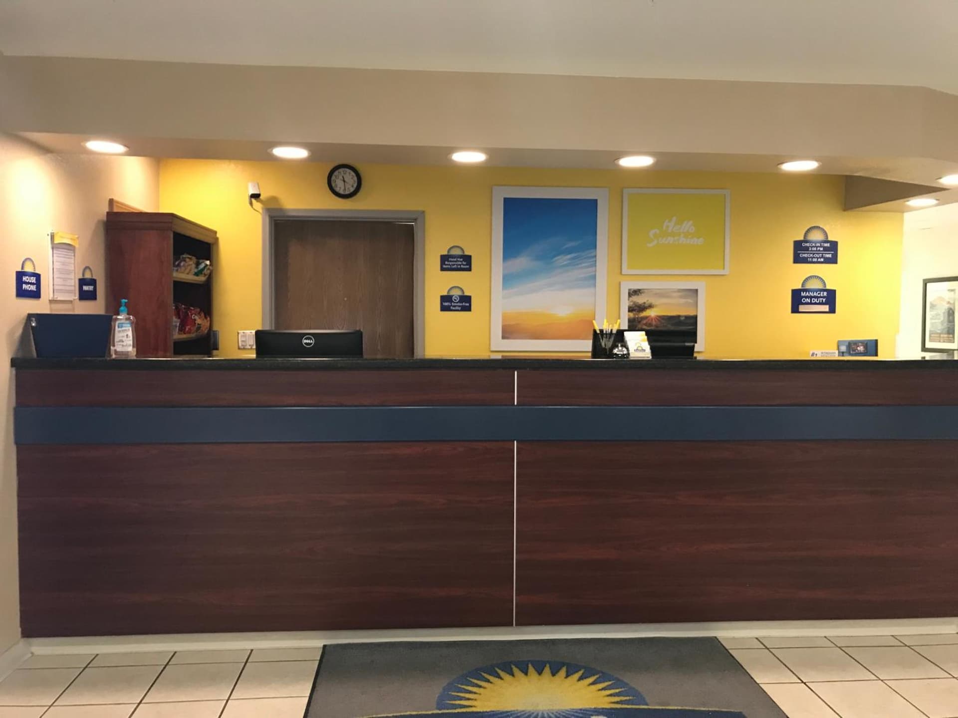Days Inn & Suites by Wyndham Greeley gallery photo in Greeley, CO — image 14
