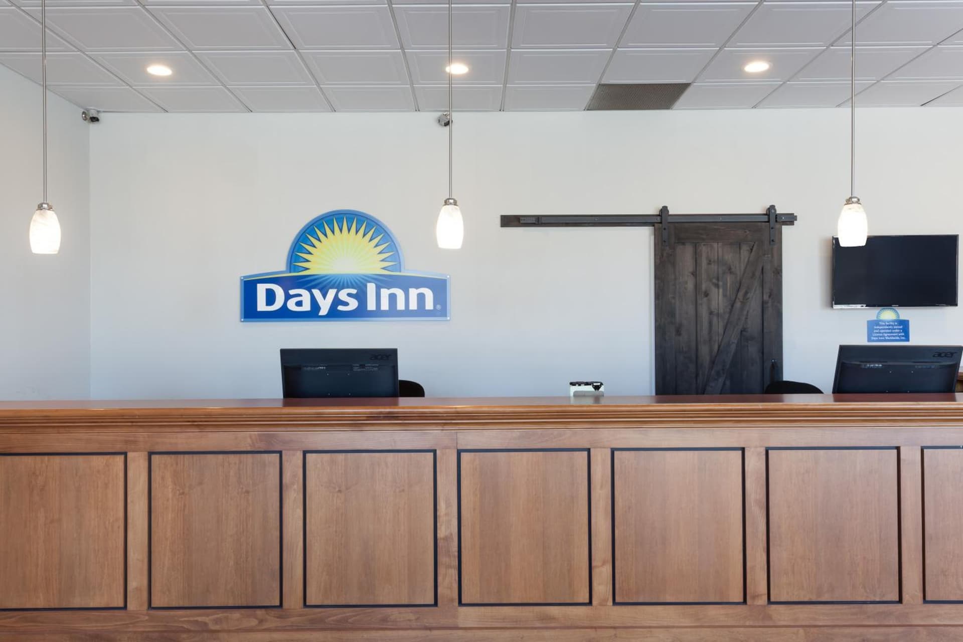 Days Inn & Suites by Wyndham Lancaster Amish Country gallery photo in Lancaster, PA — image 20