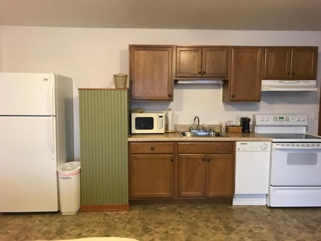 Longliner Lodge and Suites property views in Sitka, AK — gallery photo 3