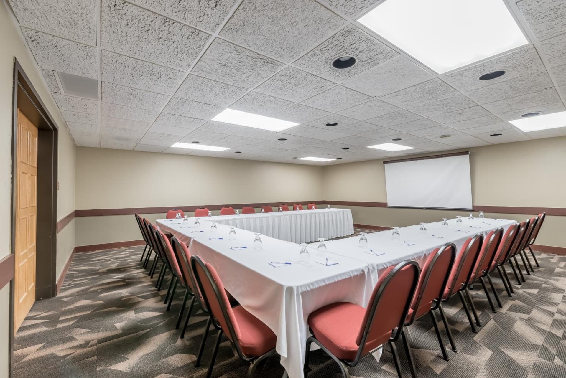 Ramada by Wyndham Fargo property views in Fargo, ND — gallery photo 3