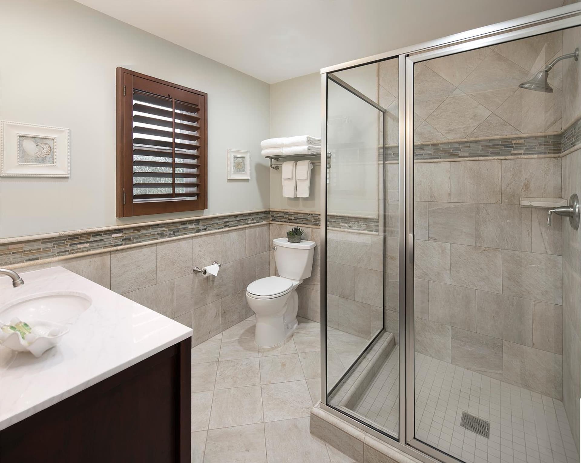Brisas Del Mar Inn at the Beach gallery photo in Santa Barbara, CA — image 11