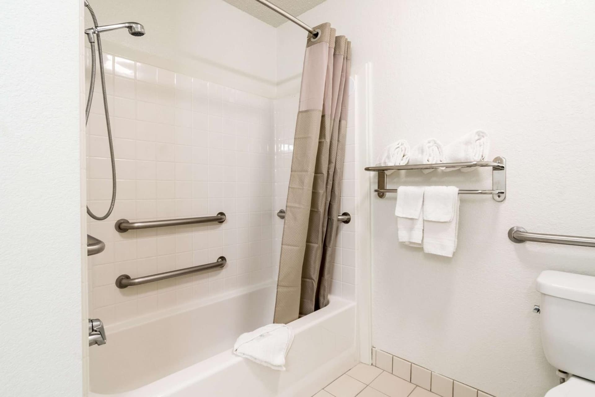 Studio 6-Plano, TX - Dallas - Plano Medical Center gallery photo in Plano, TX — image 28