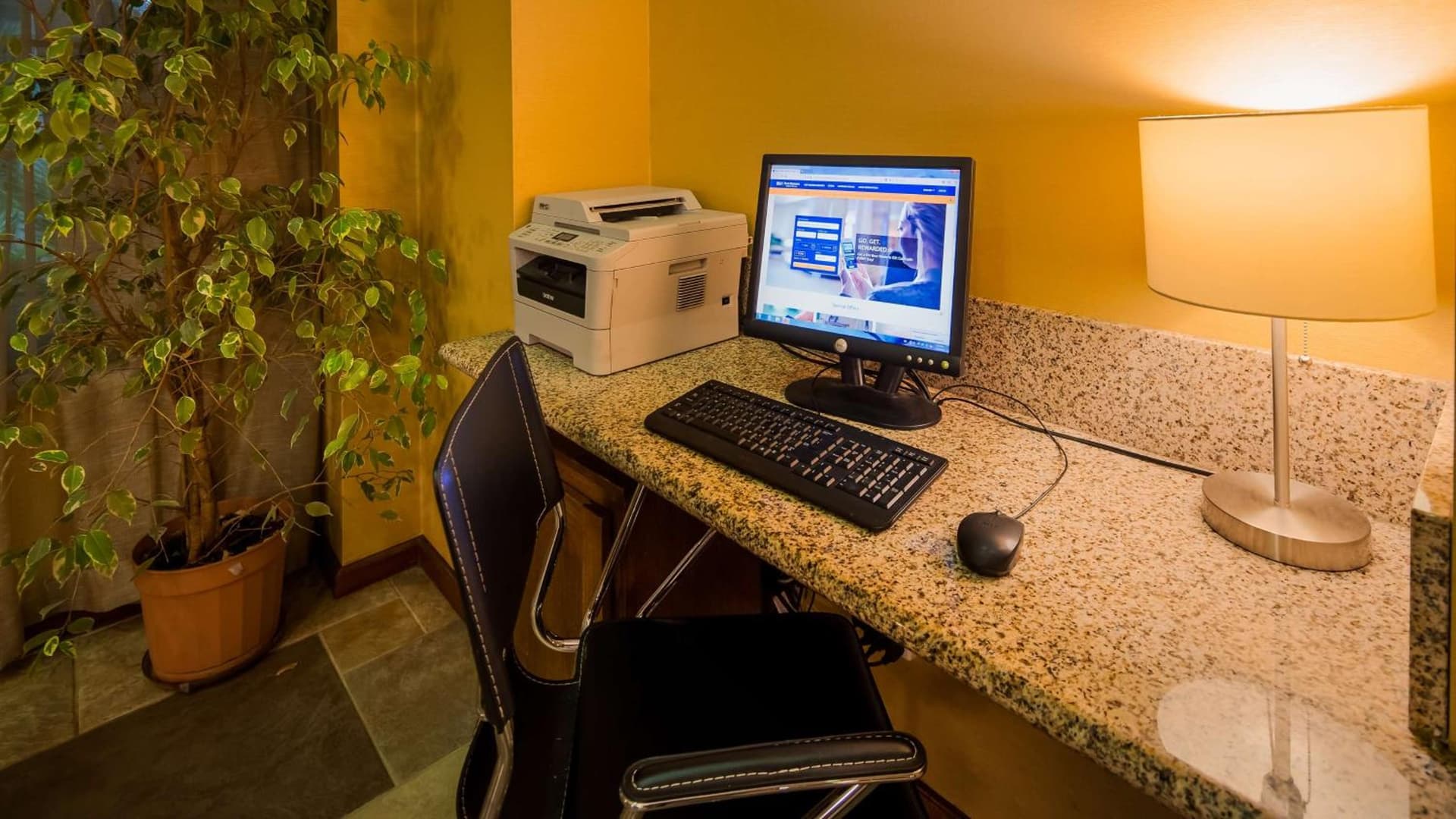Best Western Palm Court Inn gallery photo in Modesto, CA — image 10