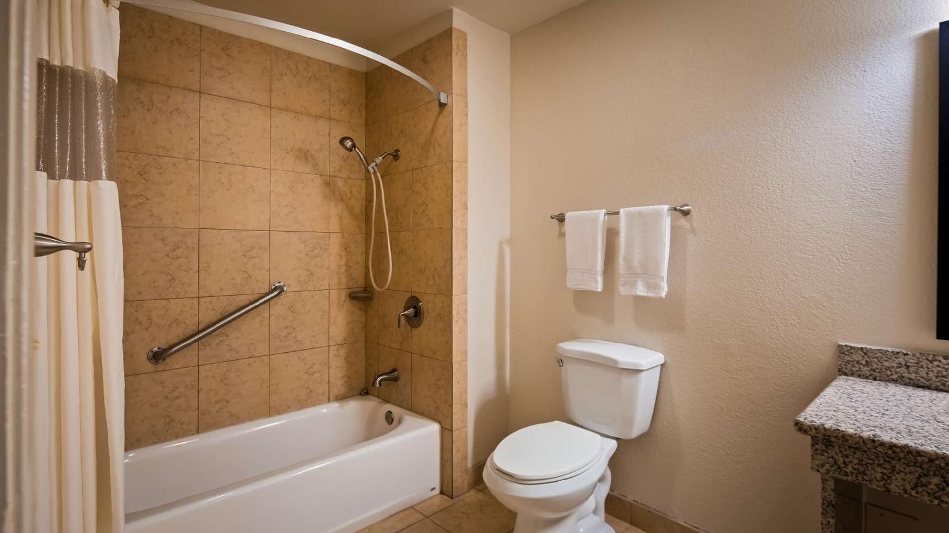 Best Western Palm Court Inn gallery photo in Modesto, CA — image 7