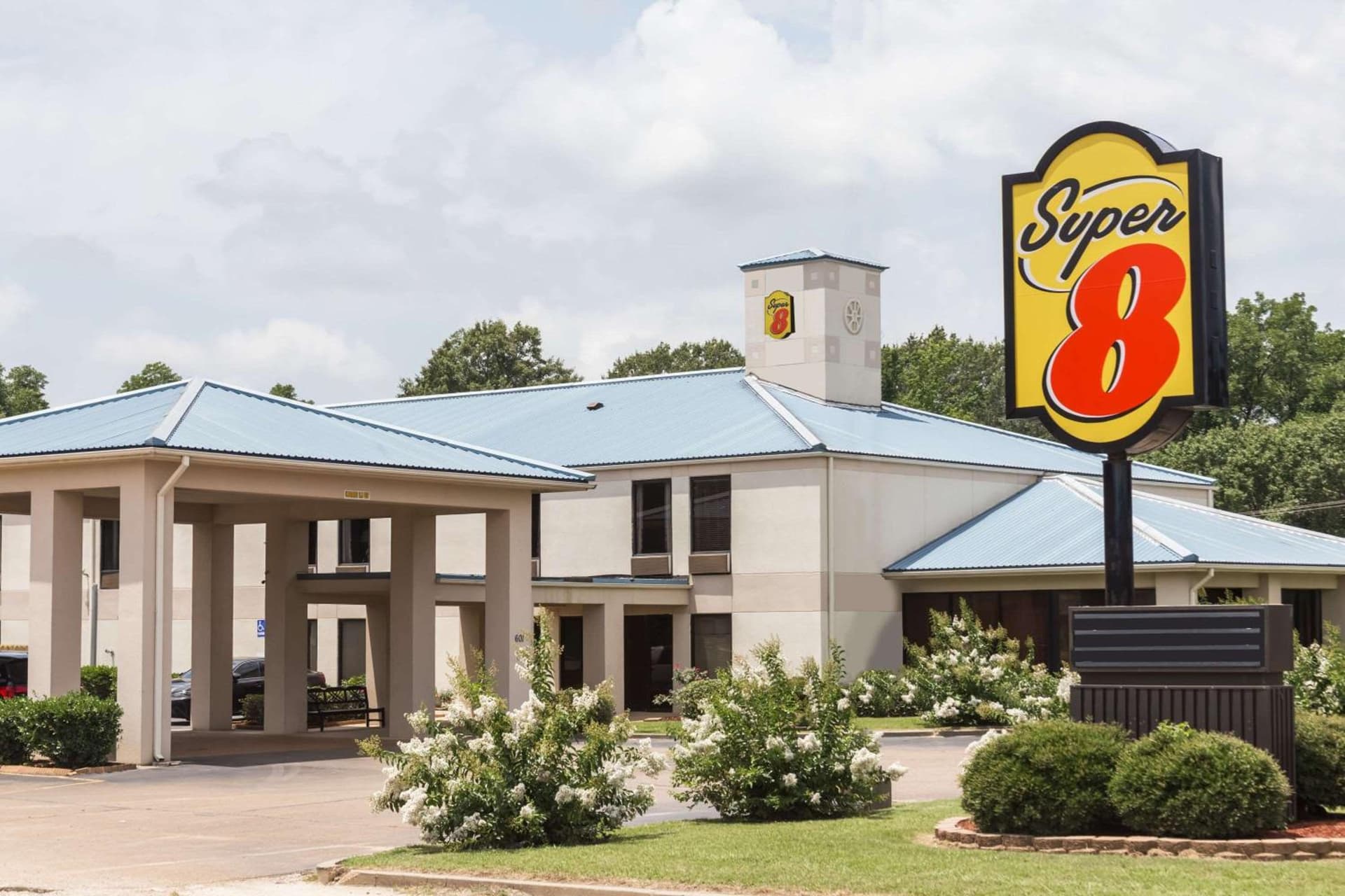 Super 8 by Wyndham Indianola featured exterior or lobby in Indianola, MS — similar hotel