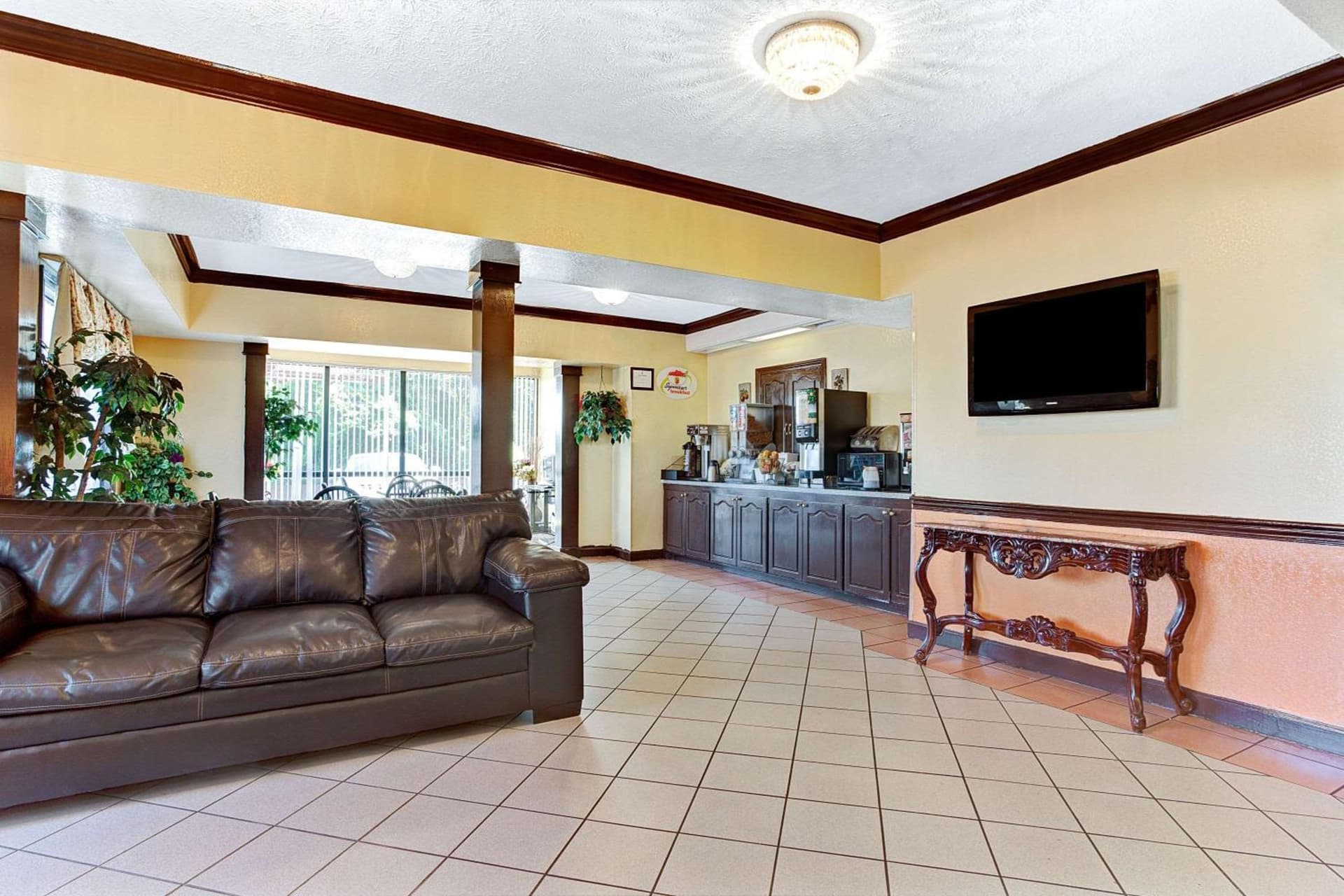 Super 8 by Wyndham Jackson Ridgeland property views in Jackson, MS — gallery photo 3