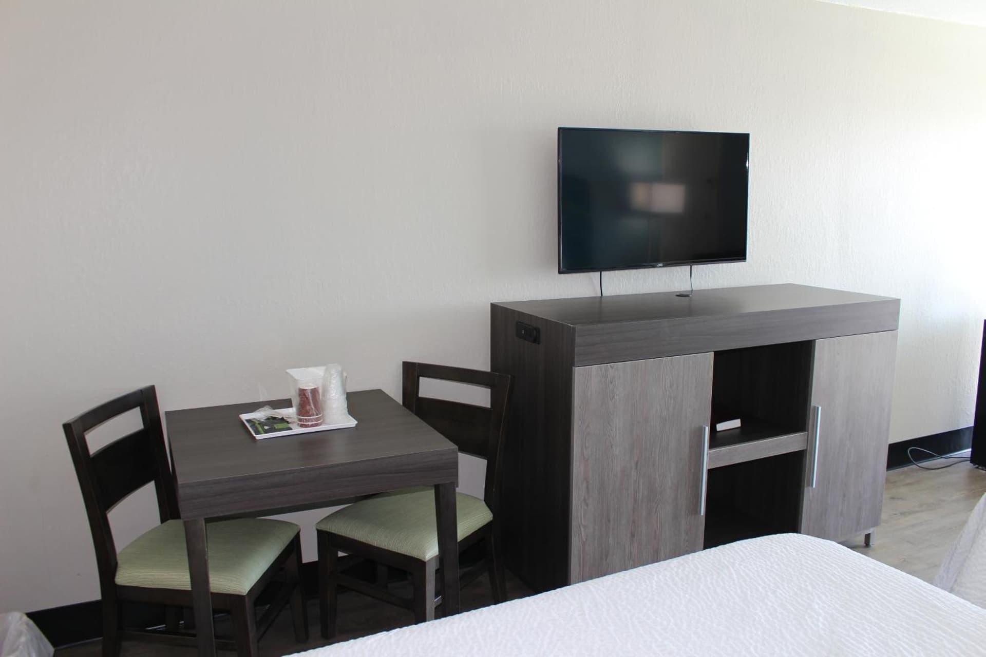 Tropical Seas Hotel interior in Myrtle Beach, SC — gallery photo 2