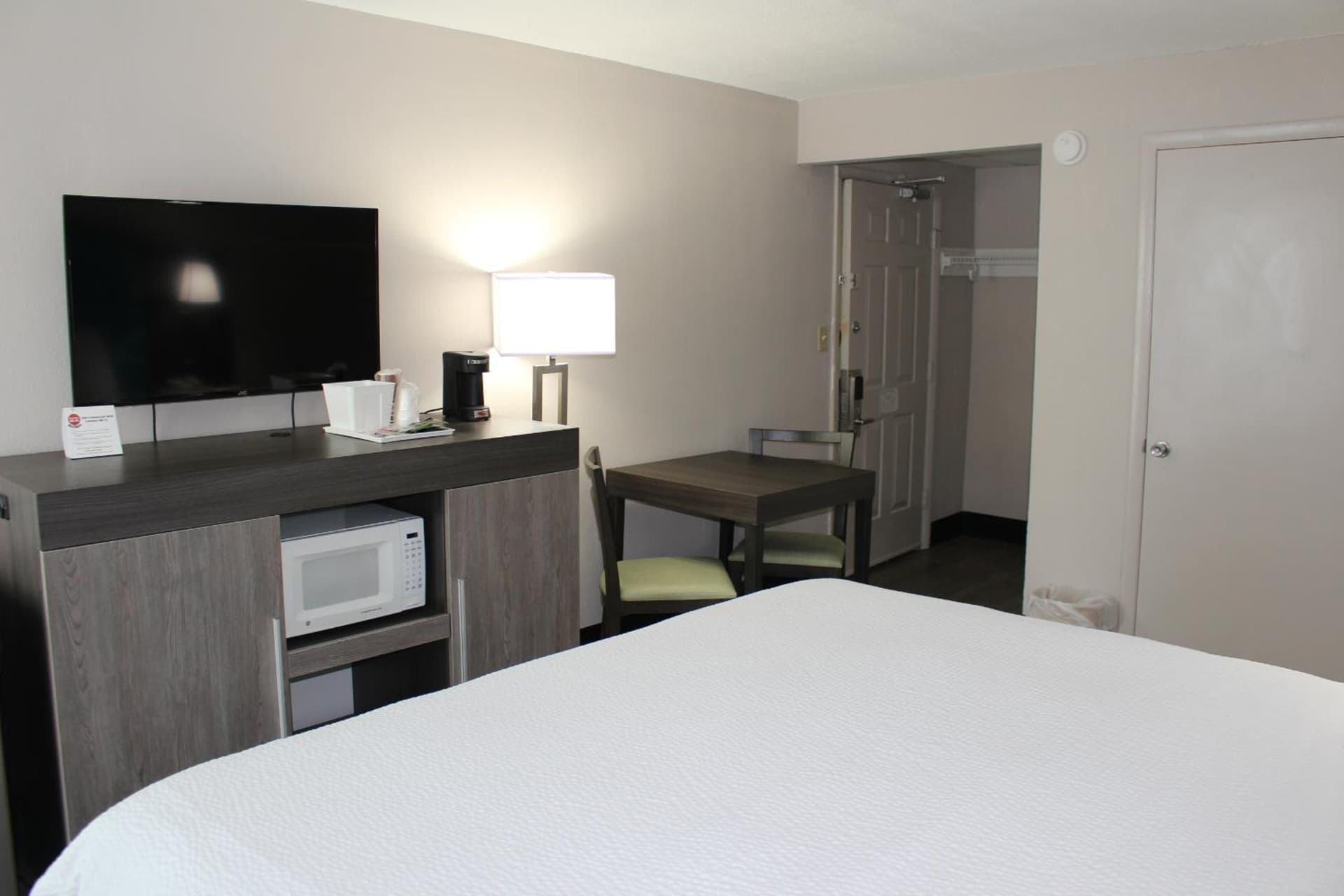 Tropical Seas Hotel gallery photo in Myrtle Beach, SC — image 36