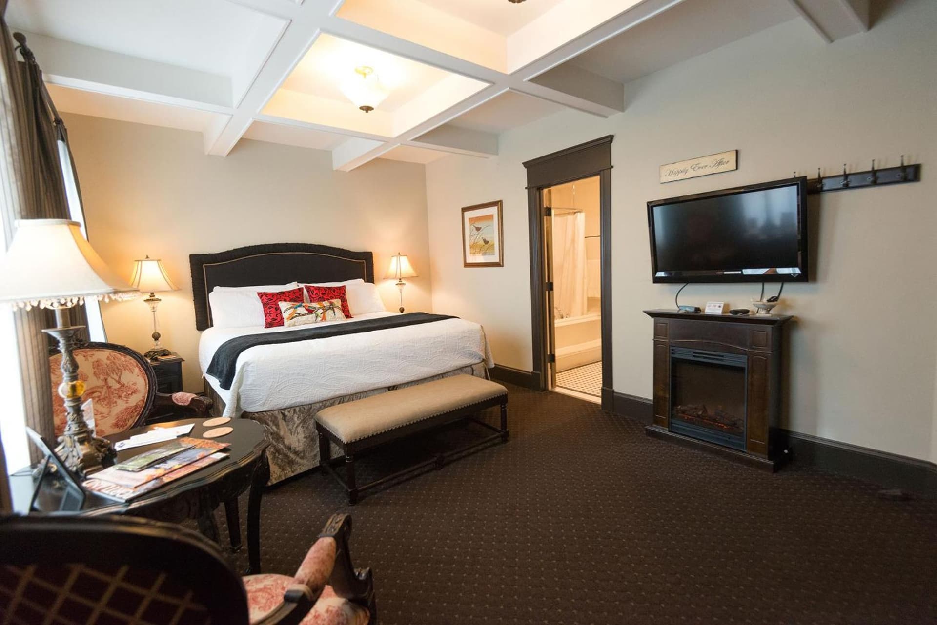 Camas Boutique Hotel gallery photo in Camas, WA — image 70