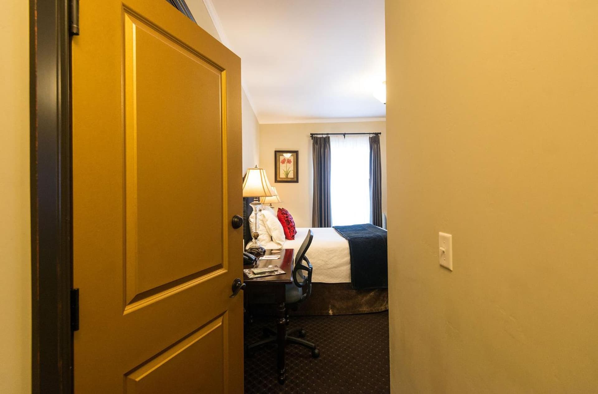 Camas Boutique Hotel gallery photo in Camas, WA — image 33