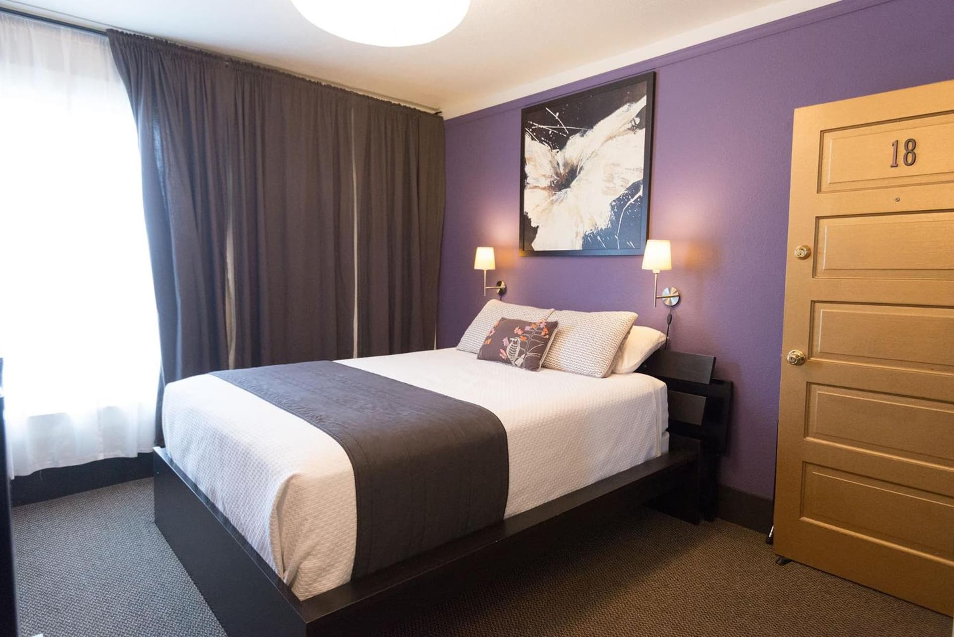 Camas Boutique Hotel gallery photo in Camas, WA — image 53