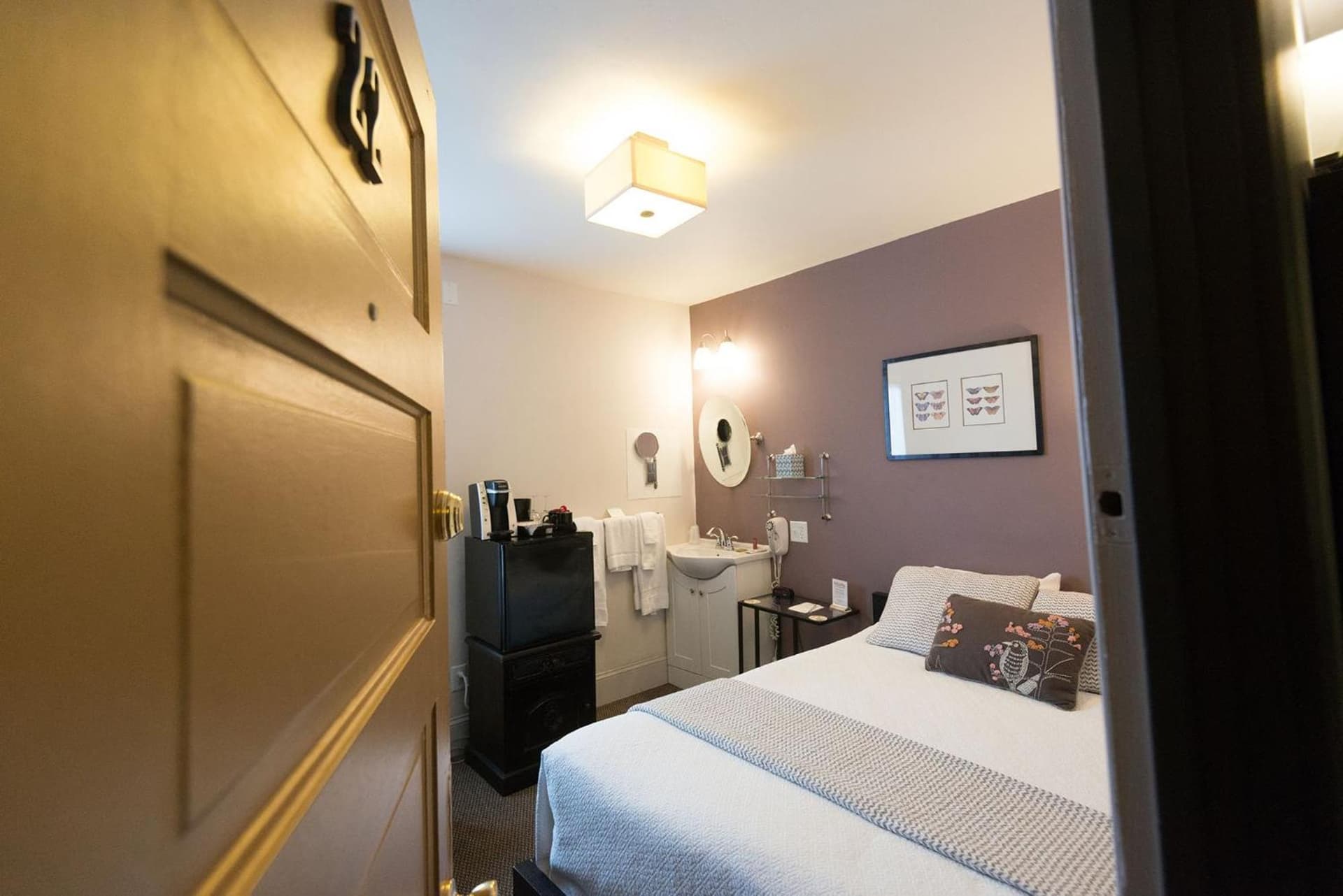 Camas Boutique Hotel gallery photo in Camas, WA — image 74