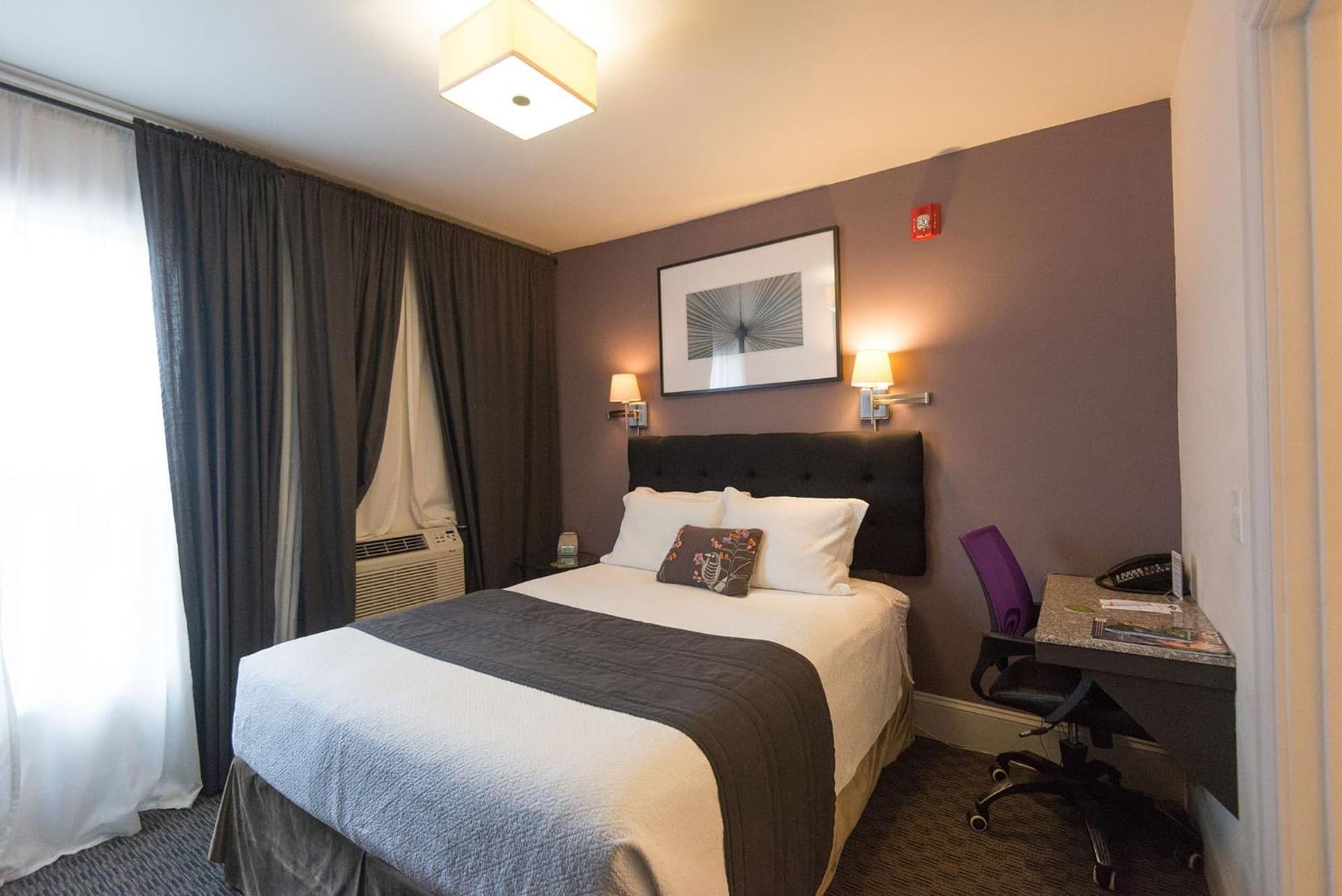 Camas Boutique Hotel gallery photo in Camas, WA — image 5
