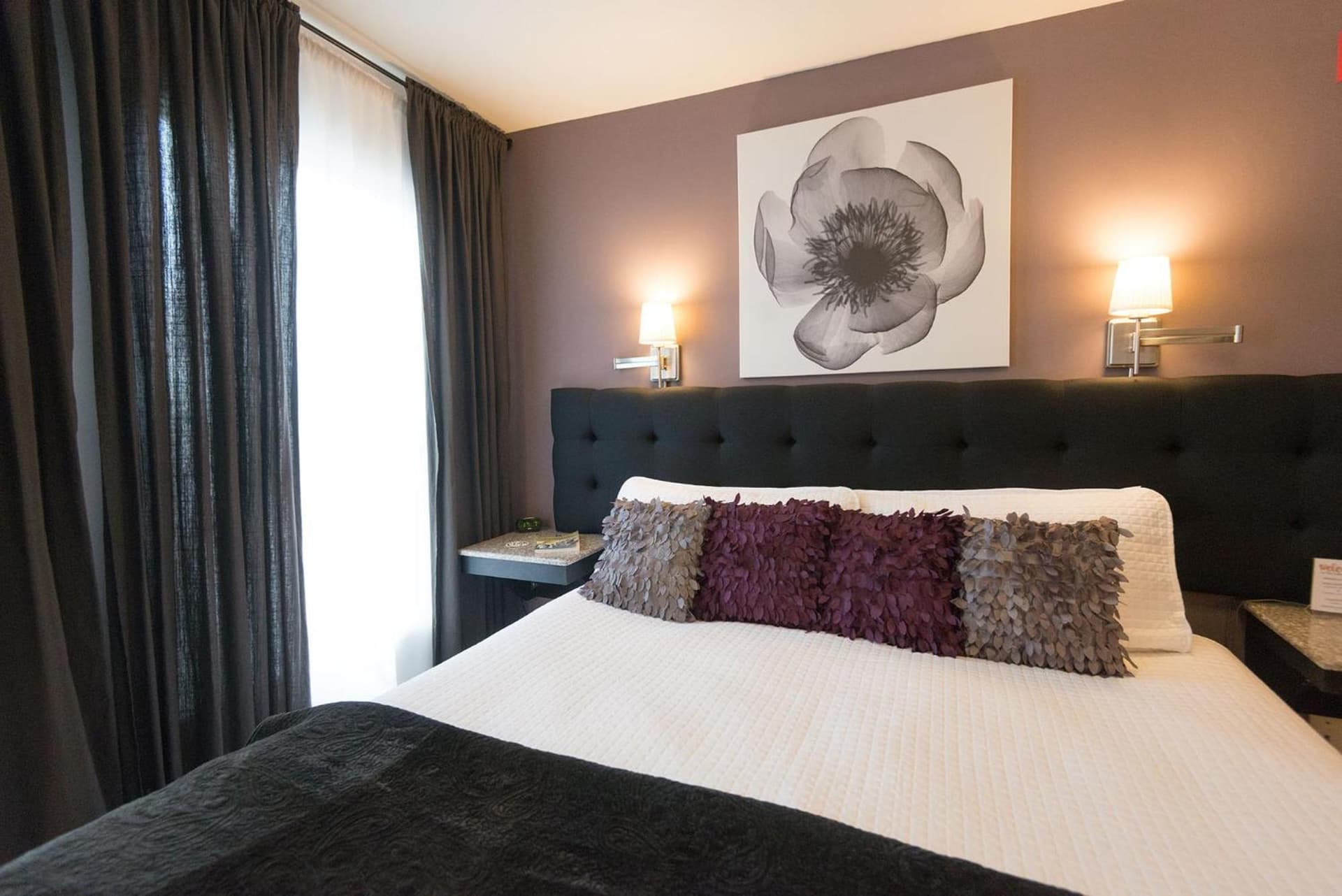 Camas Boutique Hotel gallery photo in Camas, WA — image 37