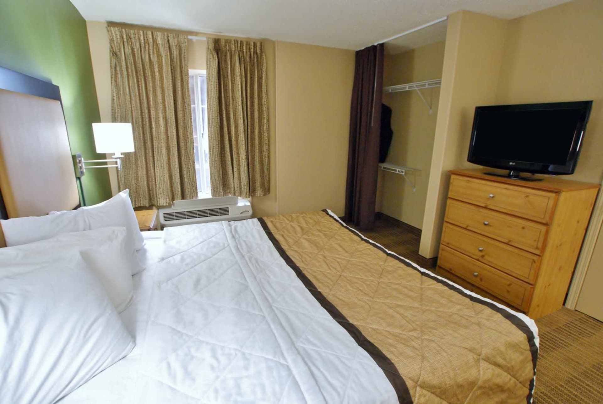 Extended Stay America Suites - Denver - Tech Center South - Inverness gallery photo in Centennial, CO — image 32
