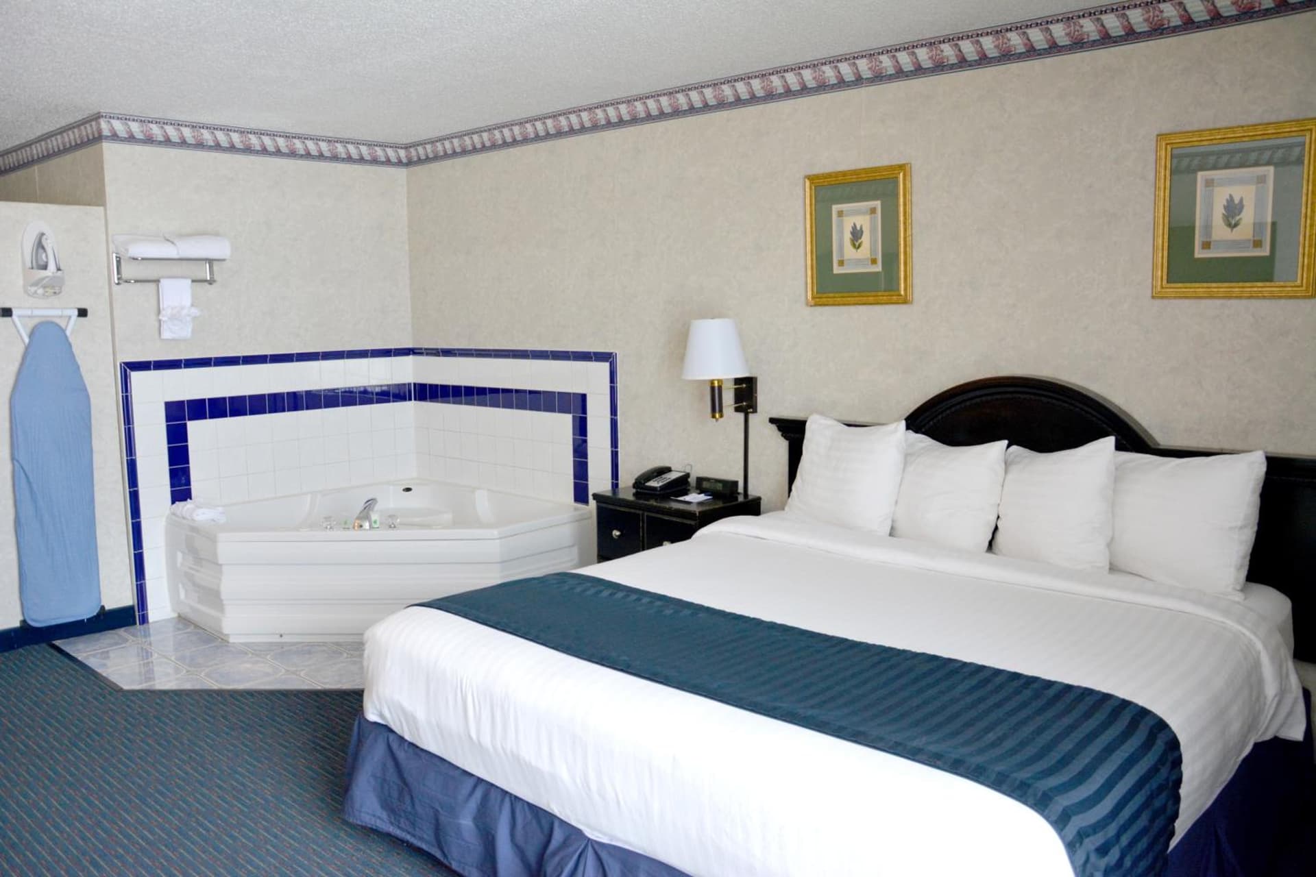 Travelodge by Wyndham Milwaukee gallery photo in Milwaukee, WI — image 34