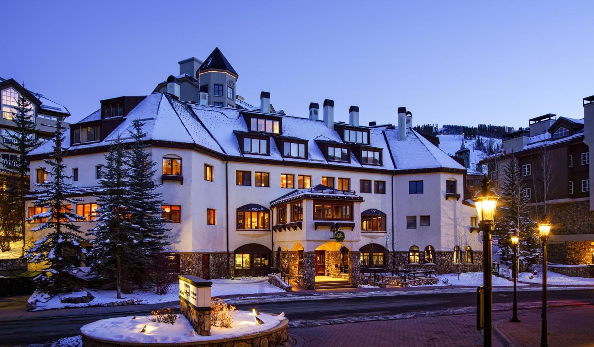 Poste Montane Lodge by East West interior in Beaver Creek, CO — gallery photo 2