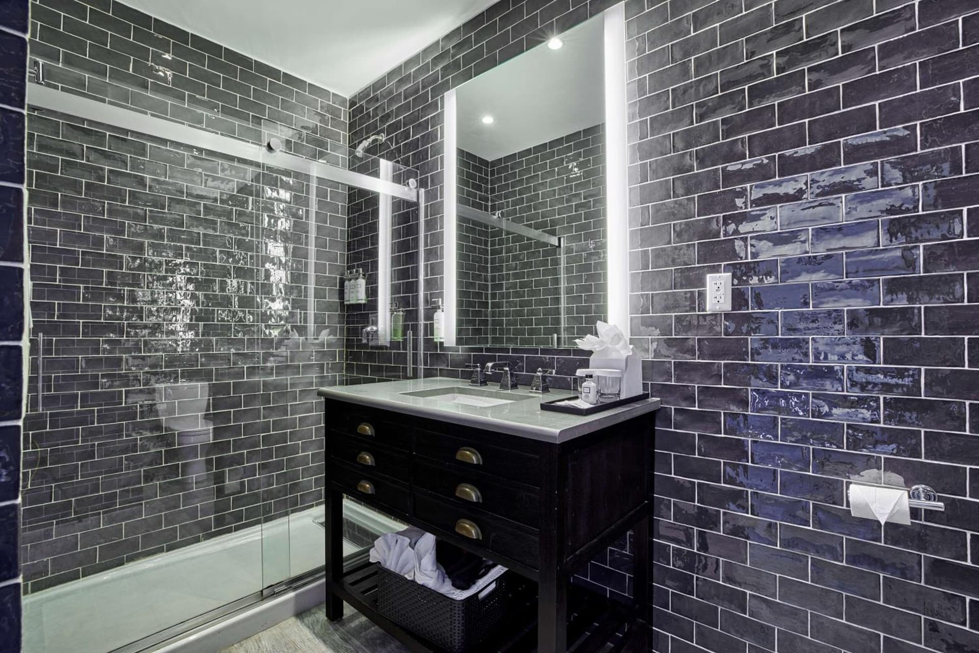 Ravel Hotel Trademark Collection by Wyndham gallery photo in Queens, NY — image 4