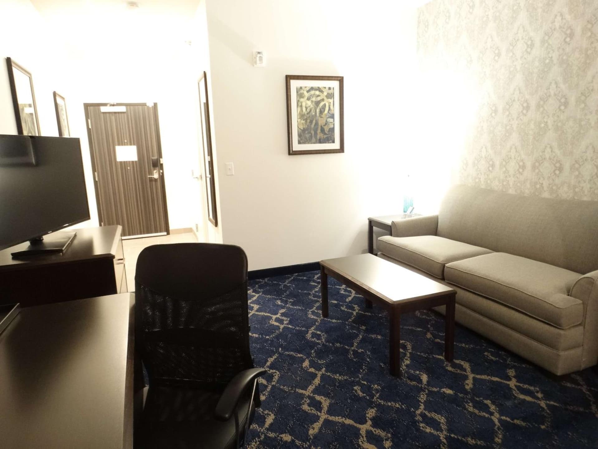 Best Western Plus New Richmond Inn & Suites property views in New Richmond, WI — gallery photo 3
