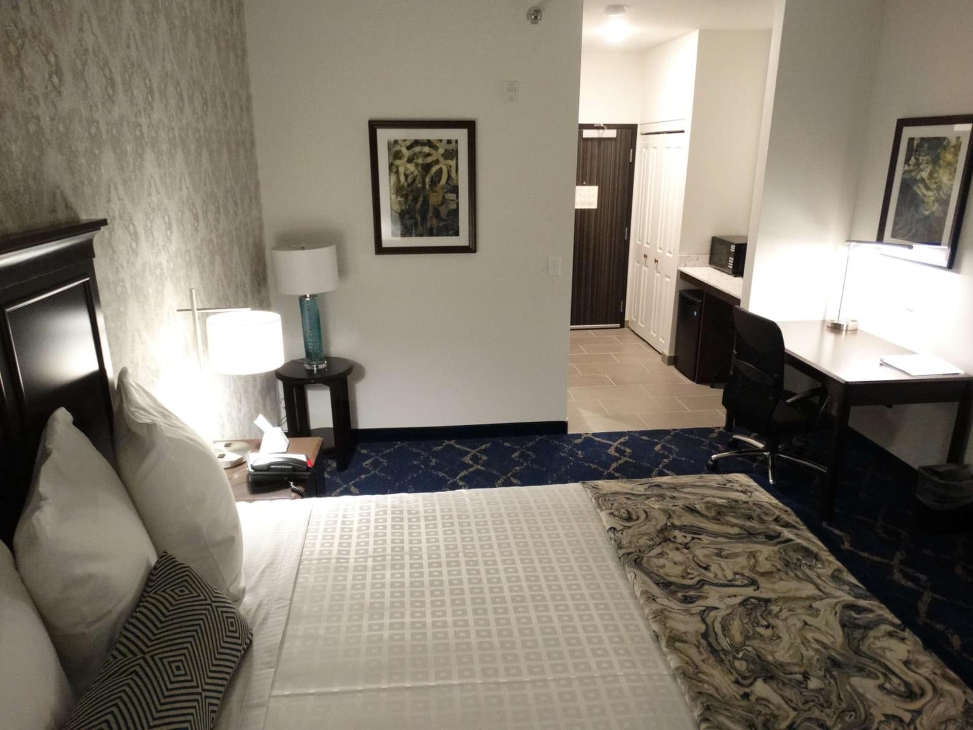 Best Western Plus New Richmond Inn & Suites interior in New Richmond, WI — gallery photo 2