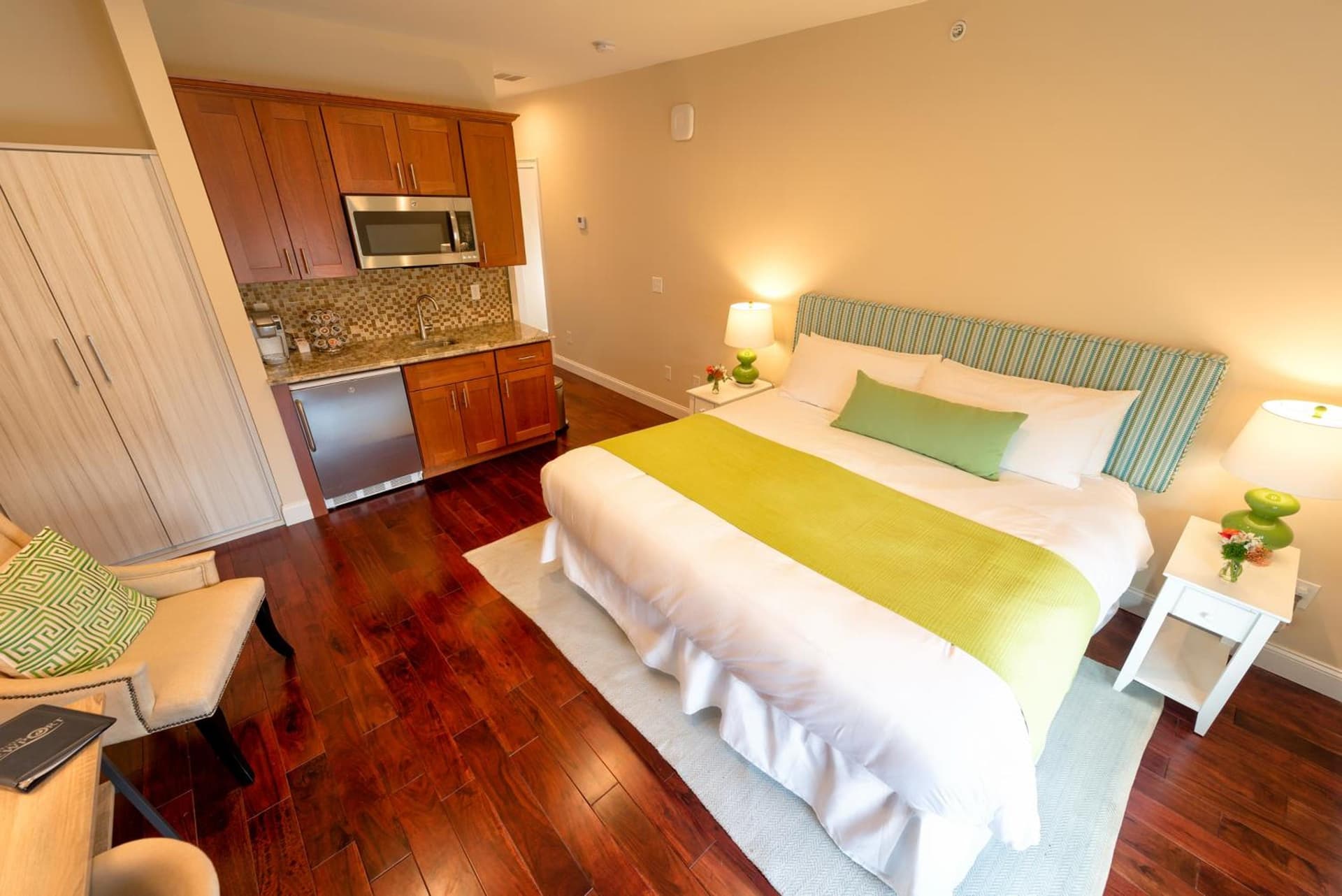 The East Island Reserve Hotel gallery photo in Middletown, RI — image 38