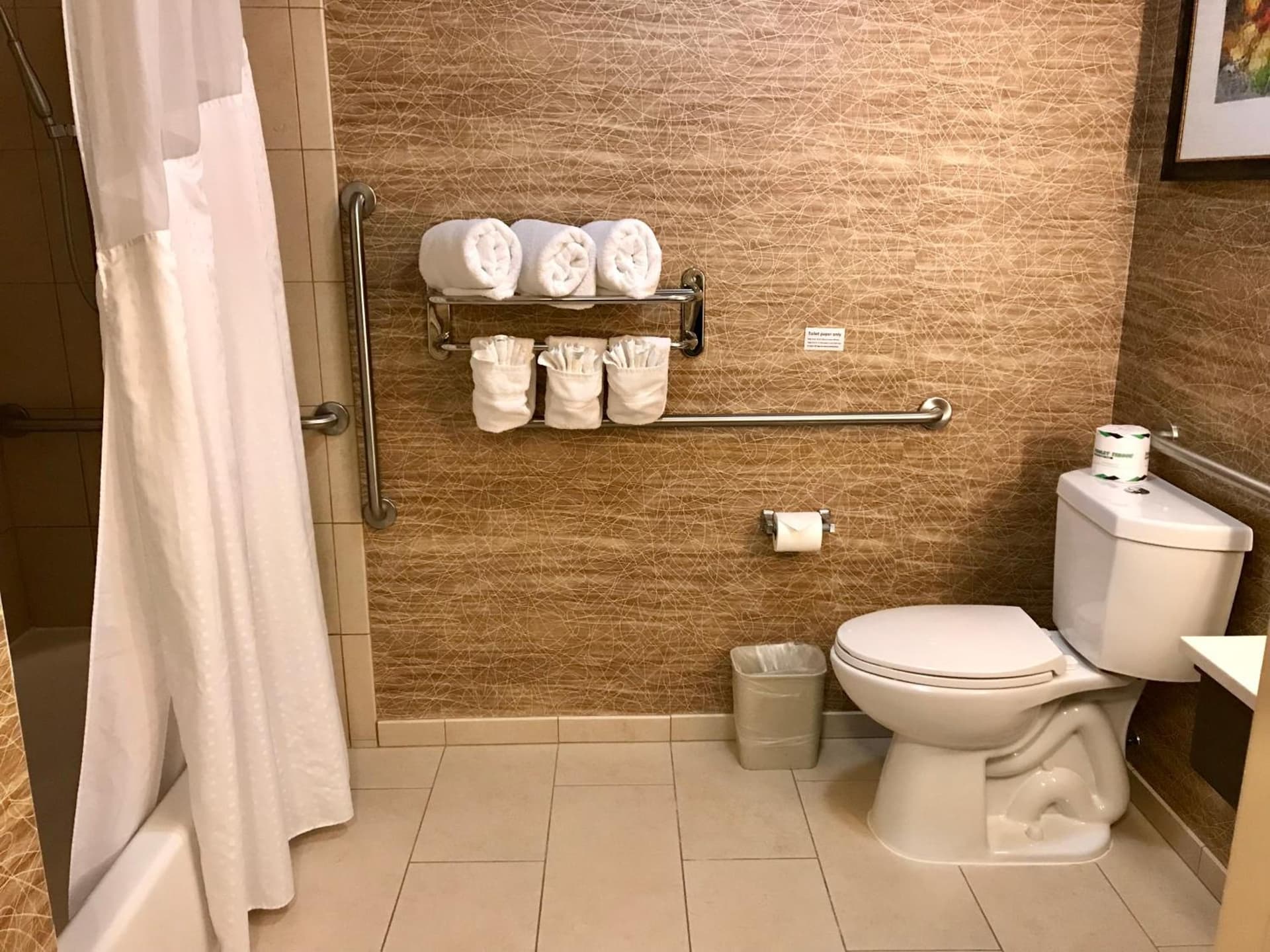 Holiday Inn Express & Suites Pasadena - Los Angeles by IHG gallery photo in Pasadena, CA — image 26