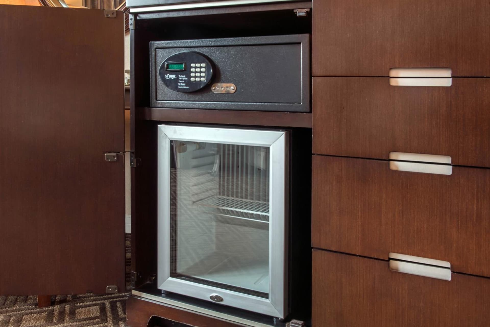 Omni Severin Hotel property views in Indianapolis, IN — gallery photo 3
