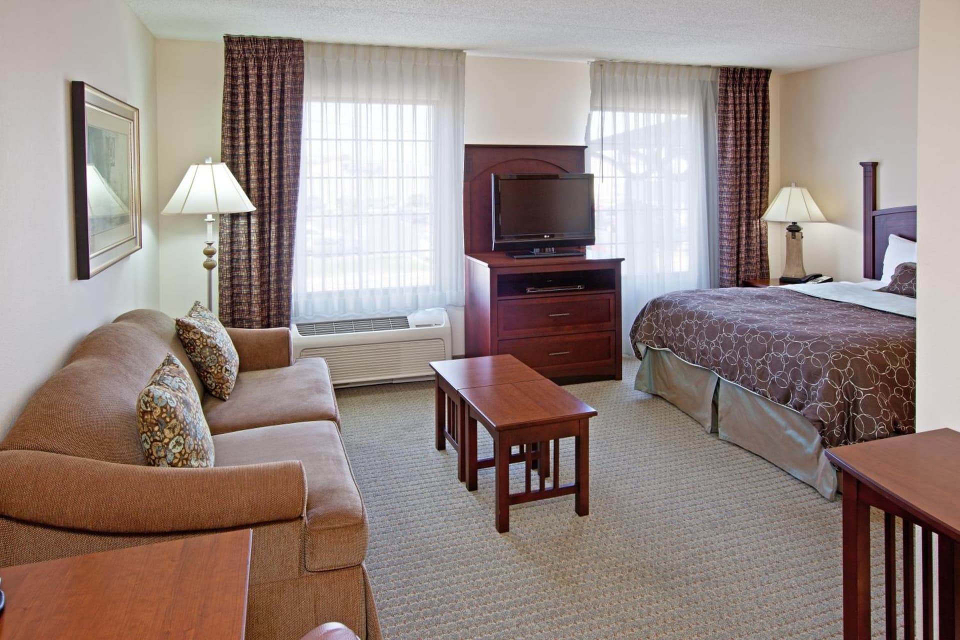Staybridge Suites Indianapolis Downtown-Convention Center by IHG gallery photo in Indianapolis, IN — image 5