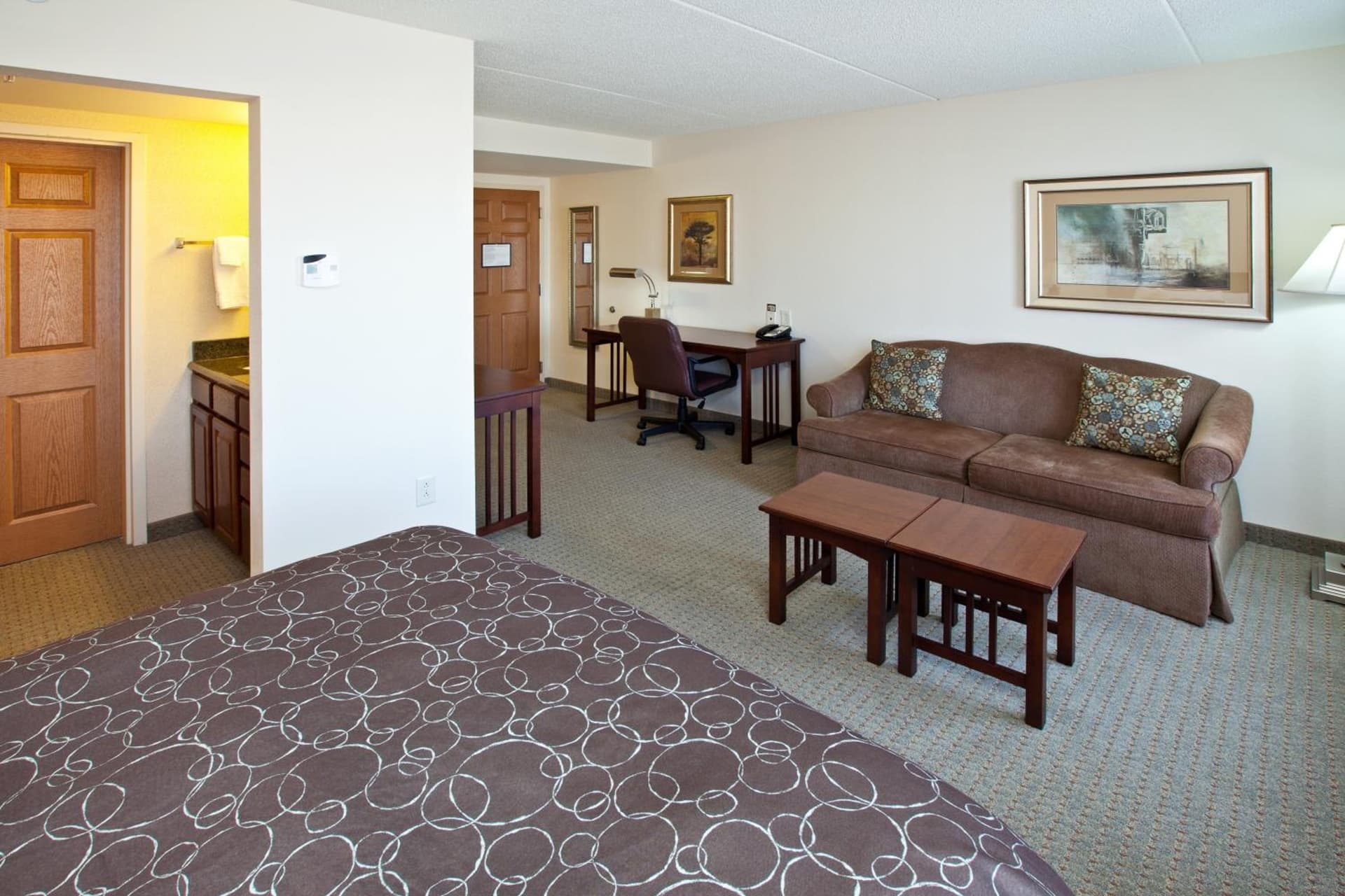 Staybridge Suites Indianapolis Downtown-Convention Center by IHG gallery photo in Indianapolis, IN — image 11
