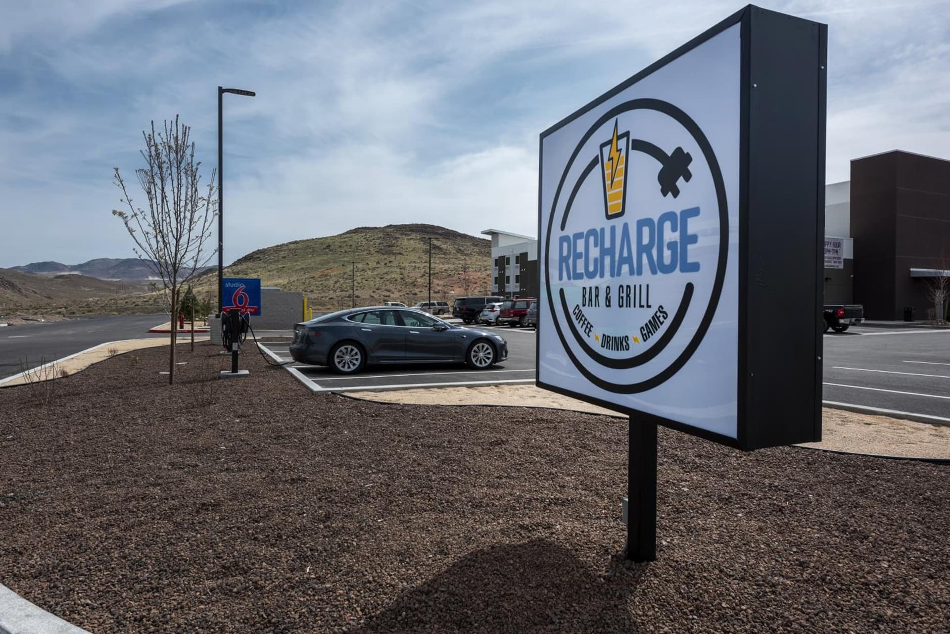 Studio 6-Mccarran, NV - Sparks - Tahoe - Reno Industrial Center gallery photo in Clark, NV — image 16
