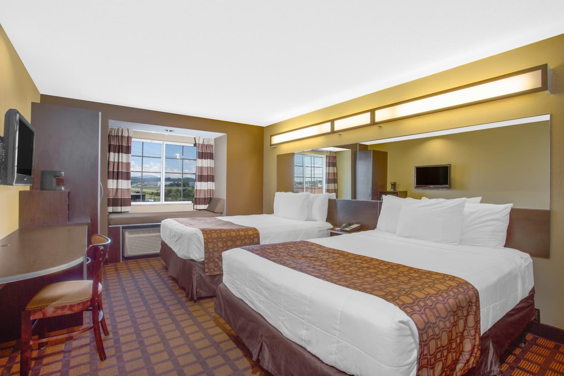 Microtel Inn & Suites by Wyndham Harrisonburg interior in Harrisonburg, VA — gallery photo 2