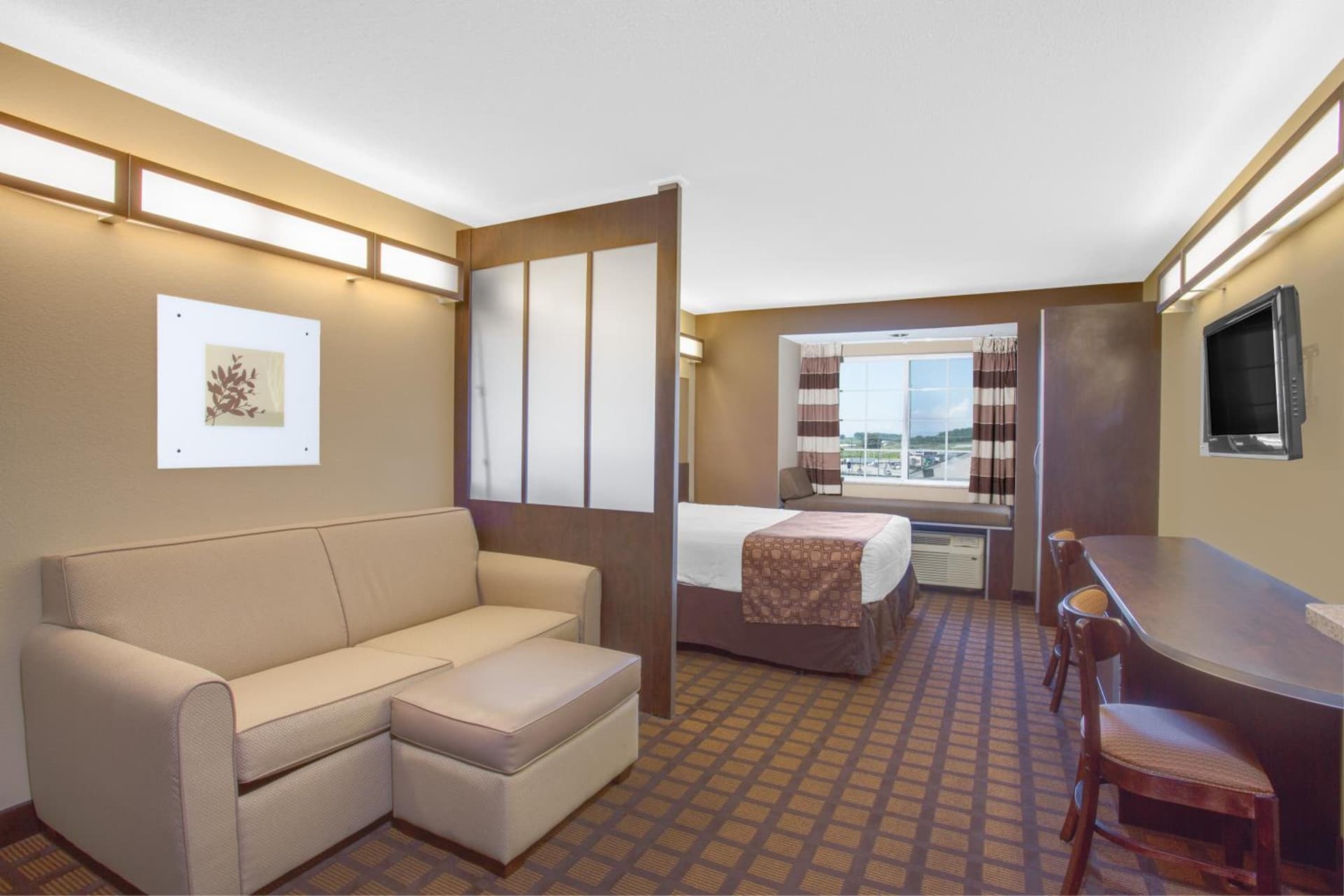 Microtel Inn & Suites by Wyndham Harrisonburg property views in Harrisonburg, VA — gallery photo 3