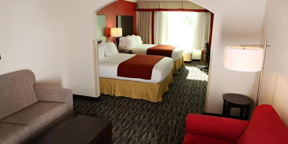 Holiday Inn Express Hotel & Suites - Sumter by IHG property views in Sumter, SC — gallery photo 3