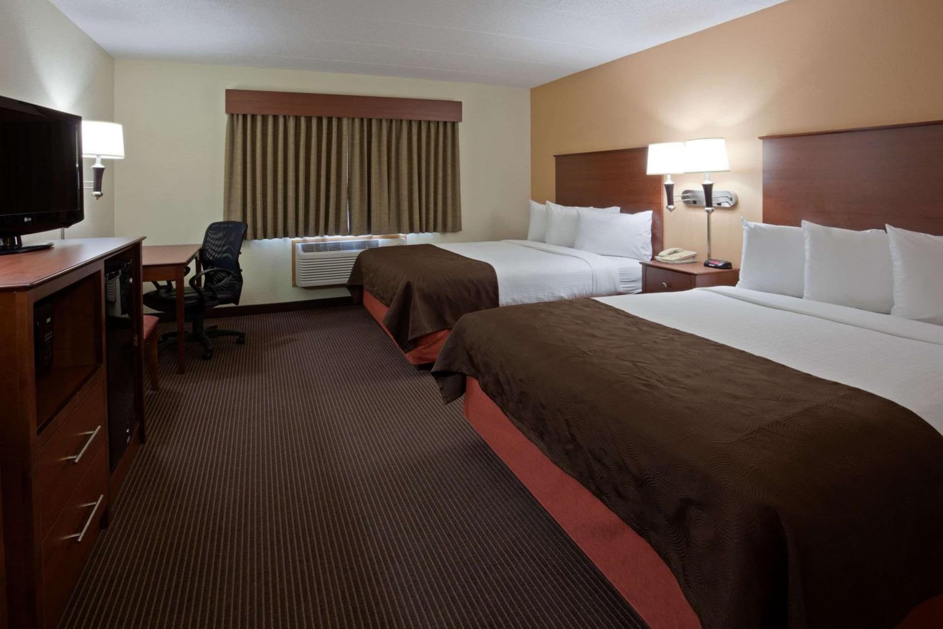 AmericInn by Wyndham Bismarck gallery photo in Bismarck, ND — image 43