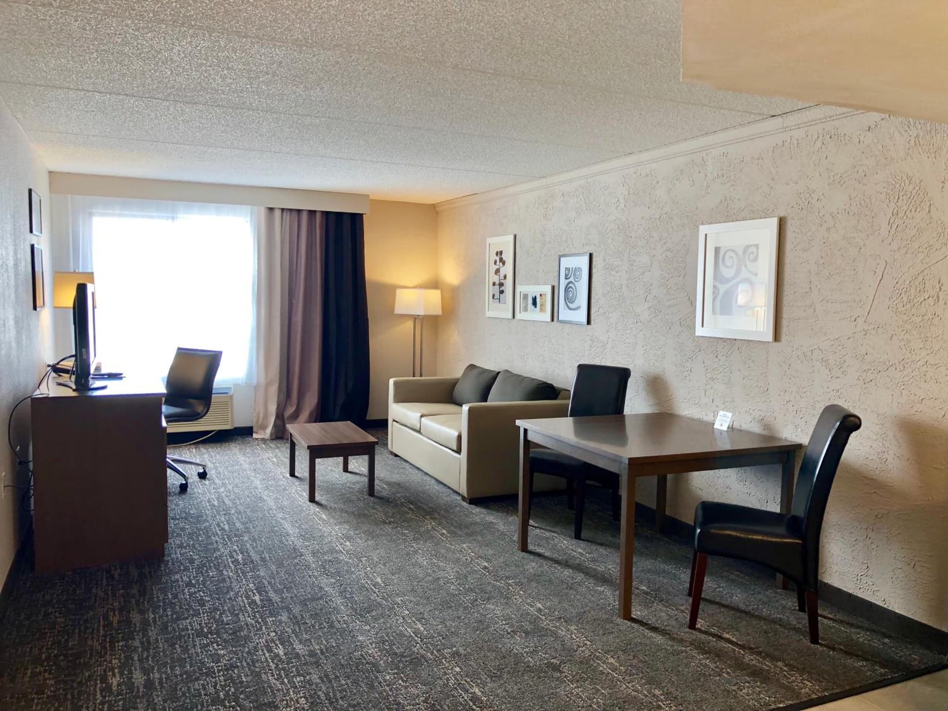 Country Inn & Suites by Radisson, Mt Pleasant-Racine West, WI gallery photo in Sturtevant, WI — image 27