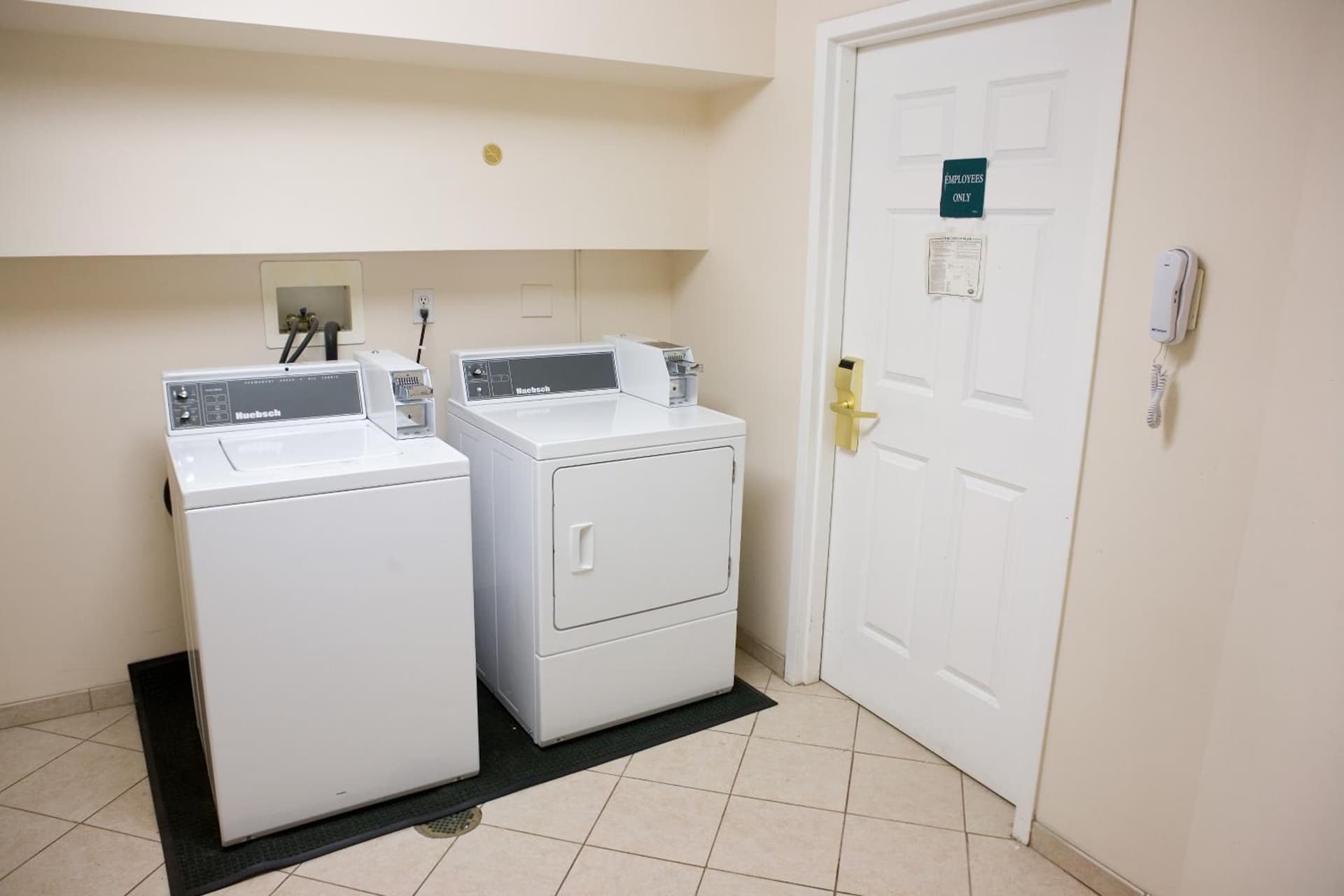 Host Inn an All Suites Hotel gallery photo in Wilkes-Barre, PA — image 9