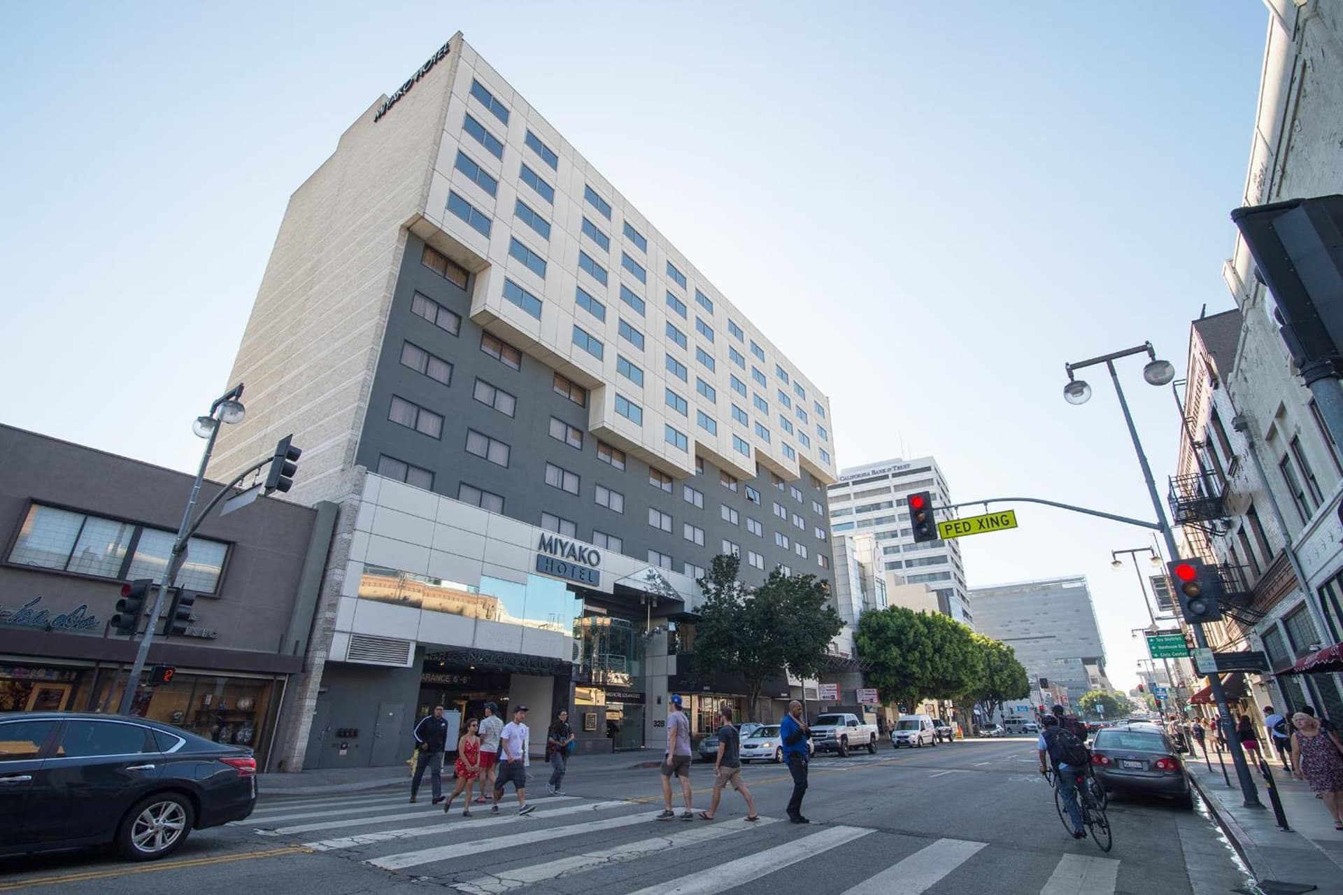 Miyako Hotel Los Angeles gallery photo in Los Angeles, CA — image 4