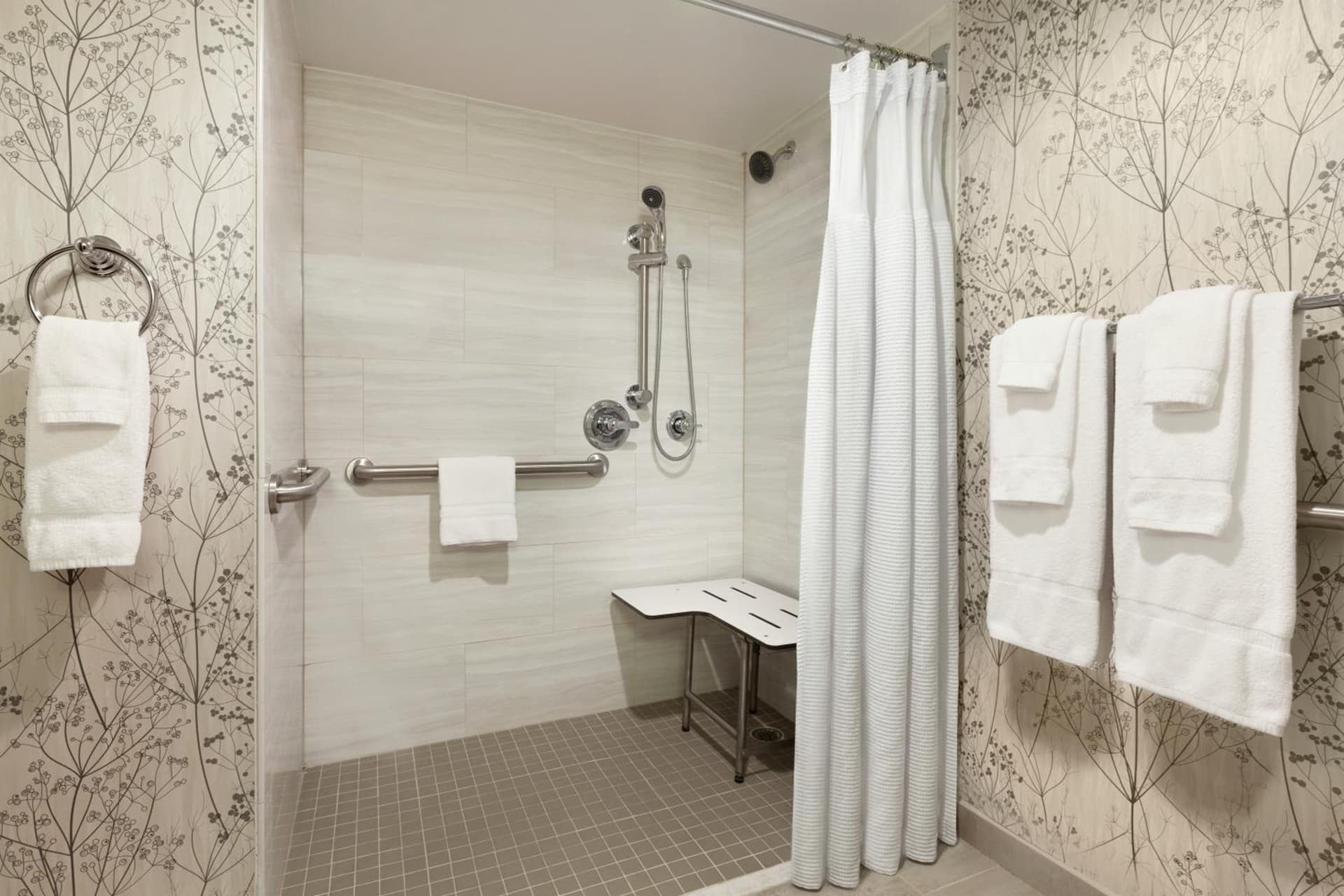 Crowne Plaza Crystal City-Washington, D.C. by IHG gallery photo in Arlington, VA — image 7