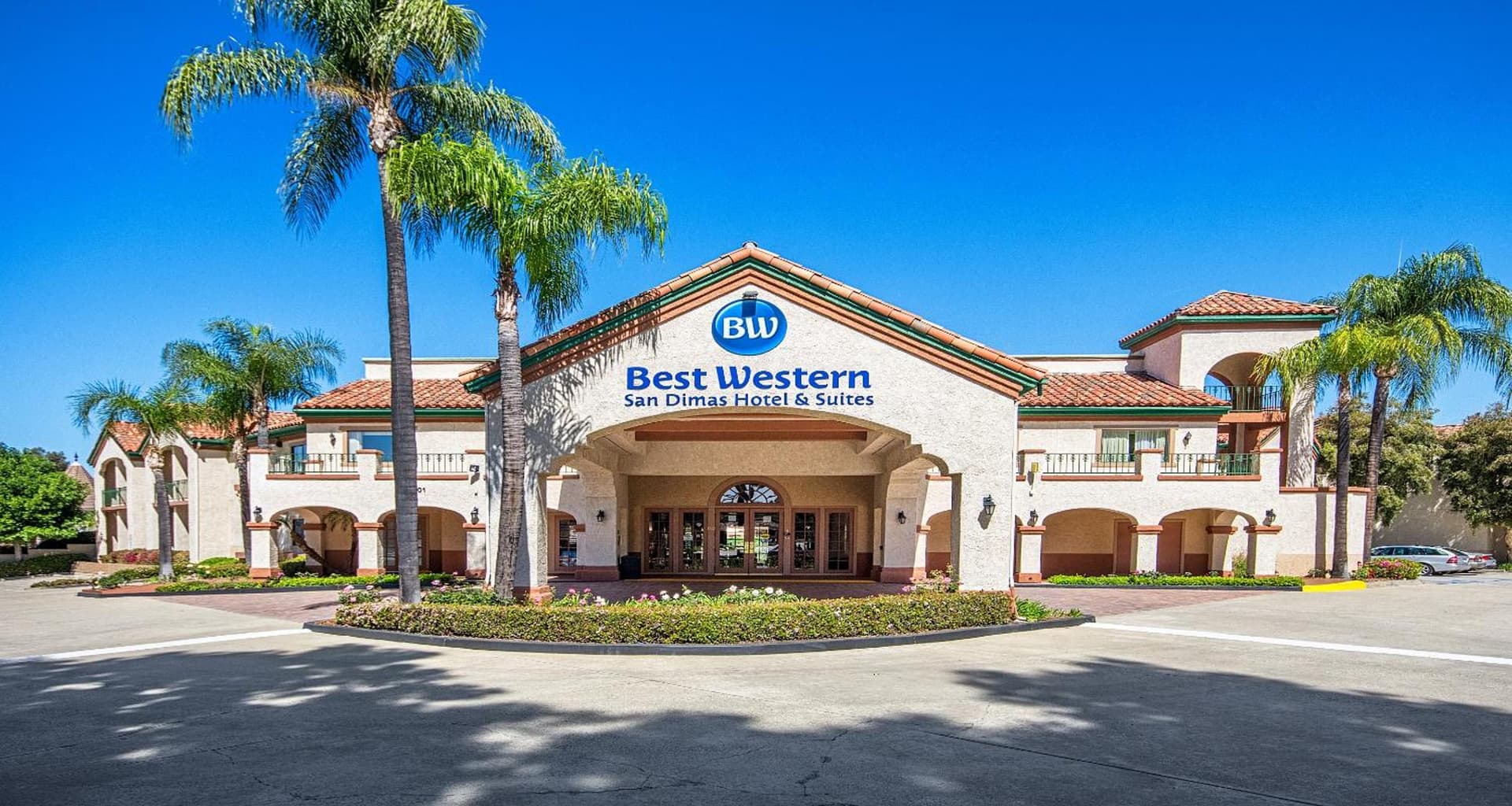 Best Western San Dimas Hotel & Suites interior in San Dimas, CA — gallery photo 2