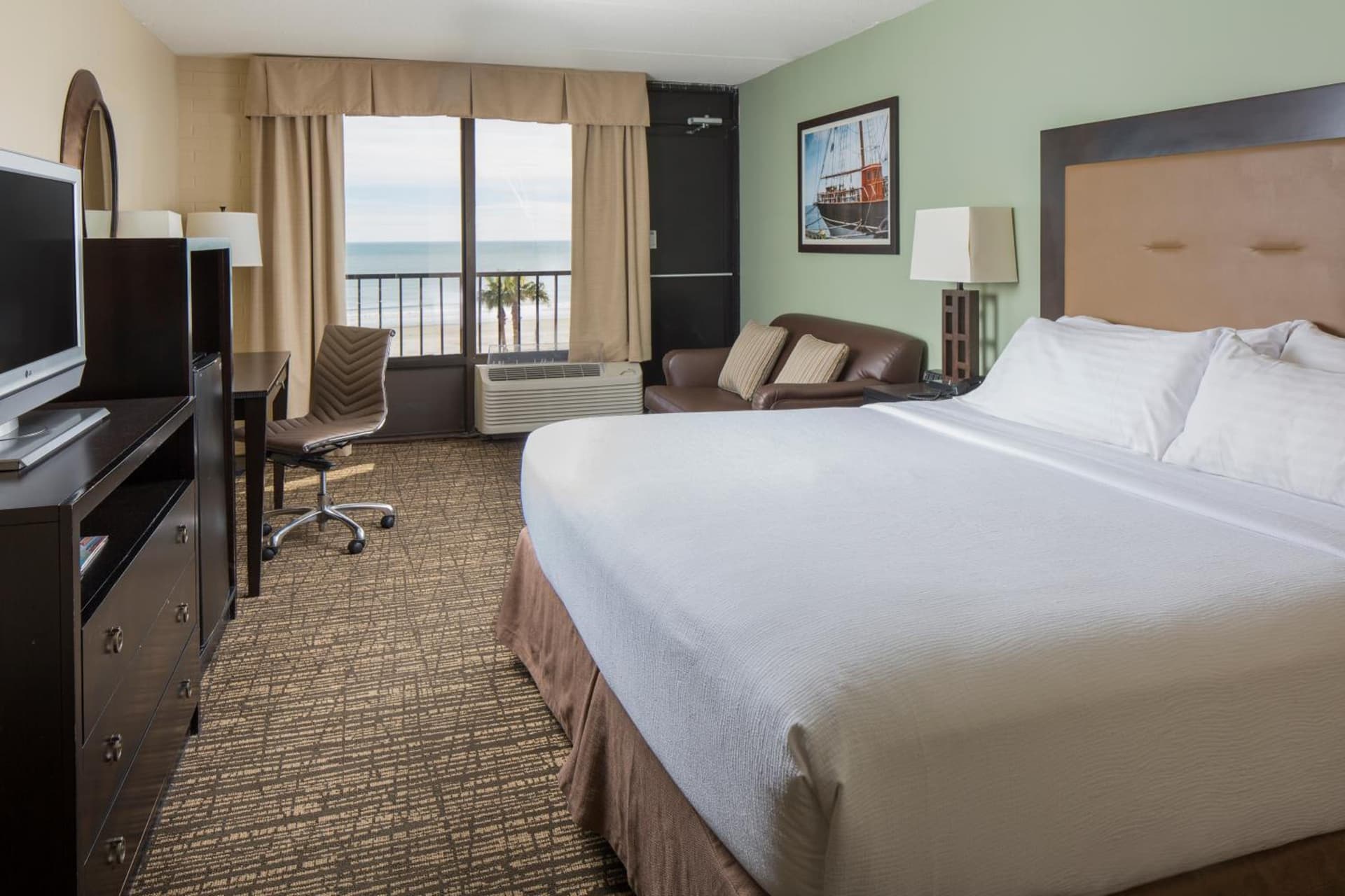 Holiday Inn Resort Galveston - On The Beach by IHG interior in Galveston, TX — gallery photo 2