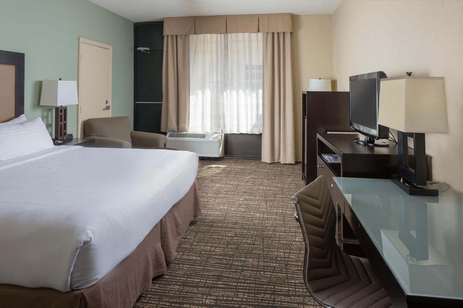 Holiday Inn Resort Galveston - On The Beach by IHG property views in Galveston, TX — gallery photo 3