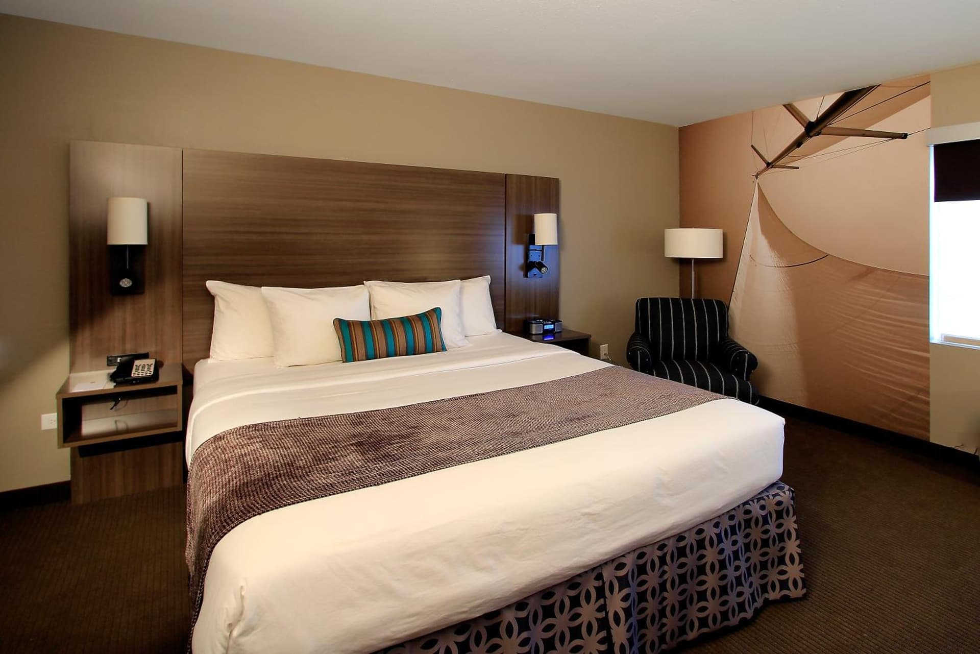 Executive Inn & Suites Oakland gallery photo in Oakland, CA — image 7