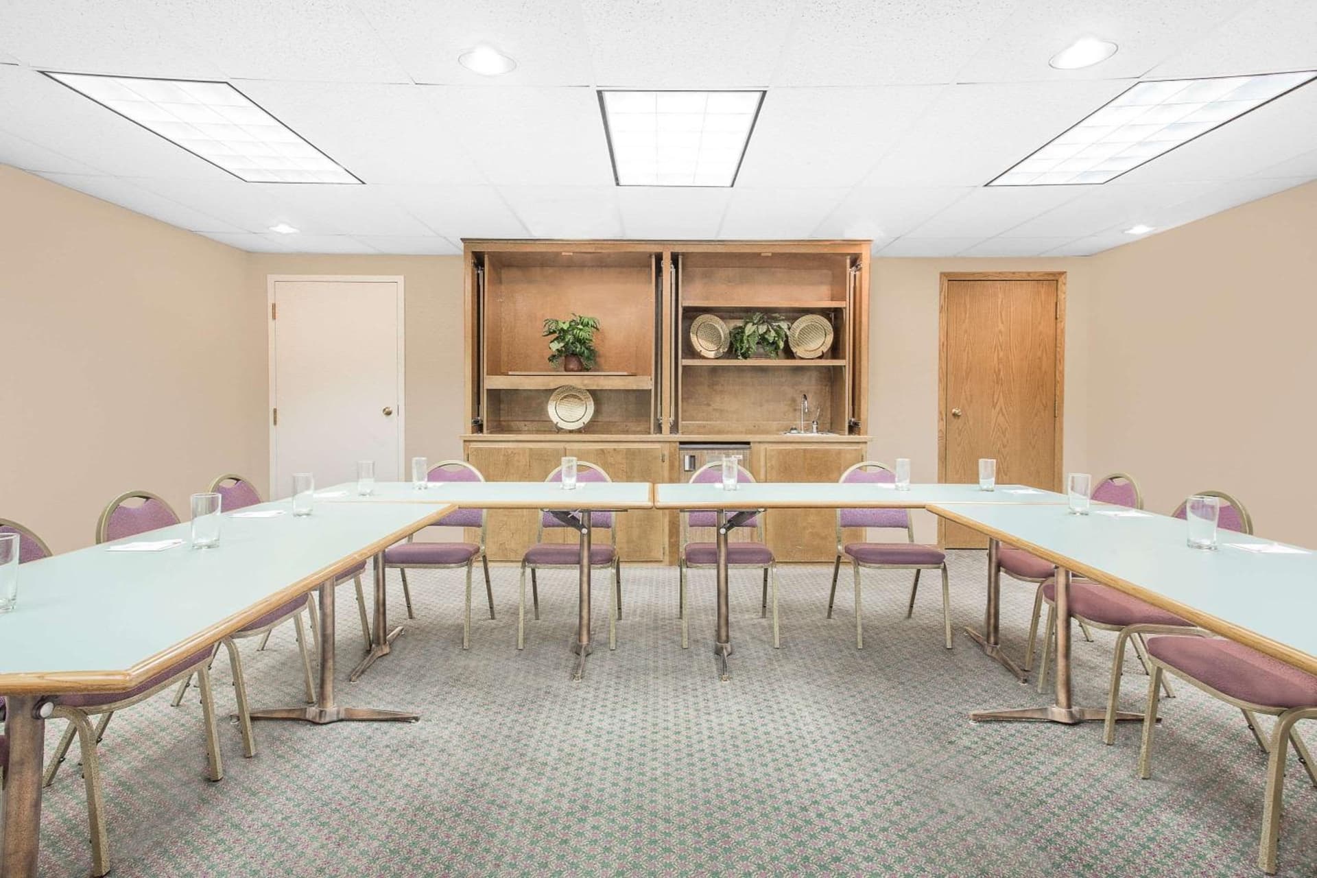 Hawthorn Extended Stay by Wyndham Green Bay gallery photo in Green Bay, WI — image 10