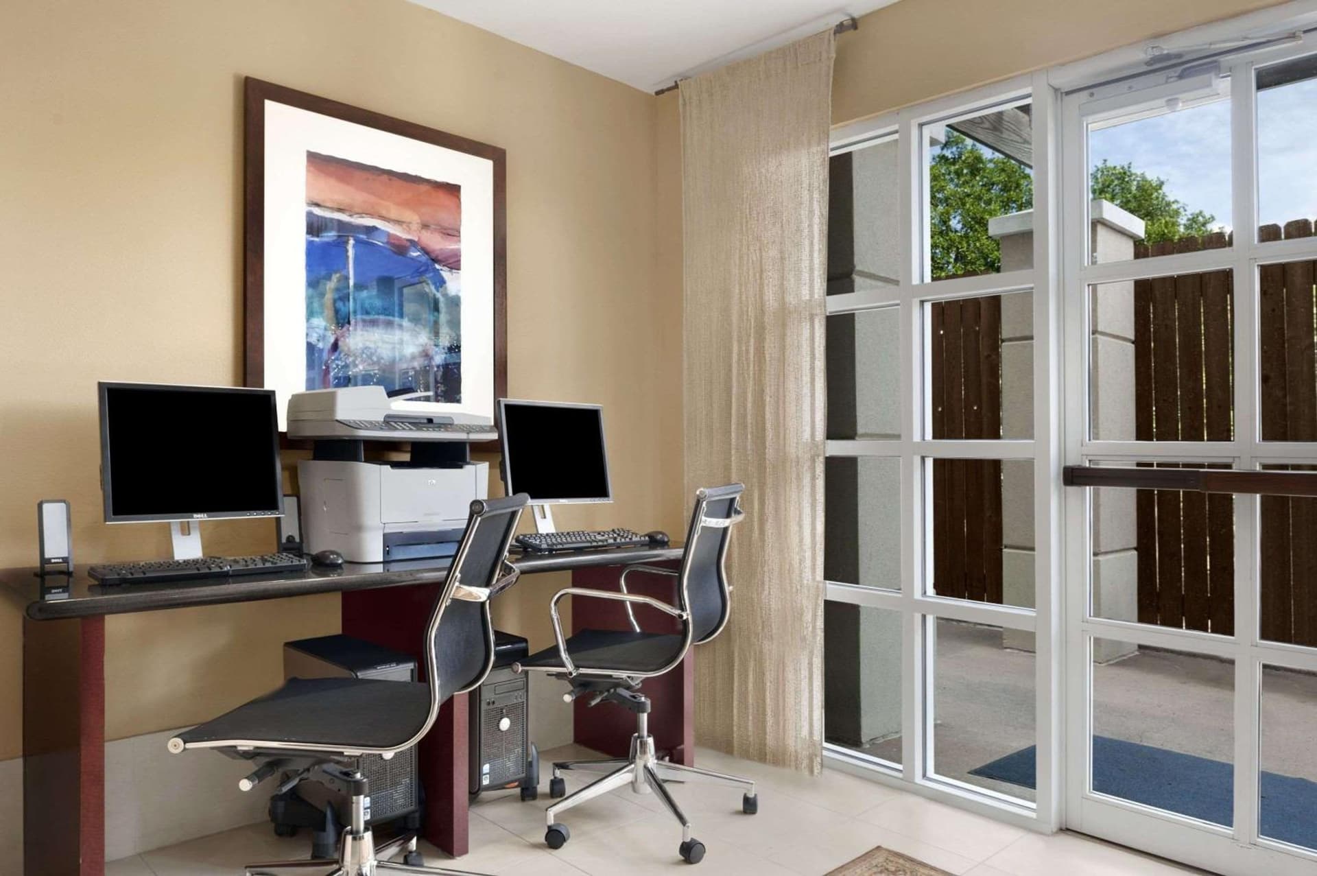 Hawthorn Extended Stay by Wyndham College Station gallery photo in College Station, TX — image 15